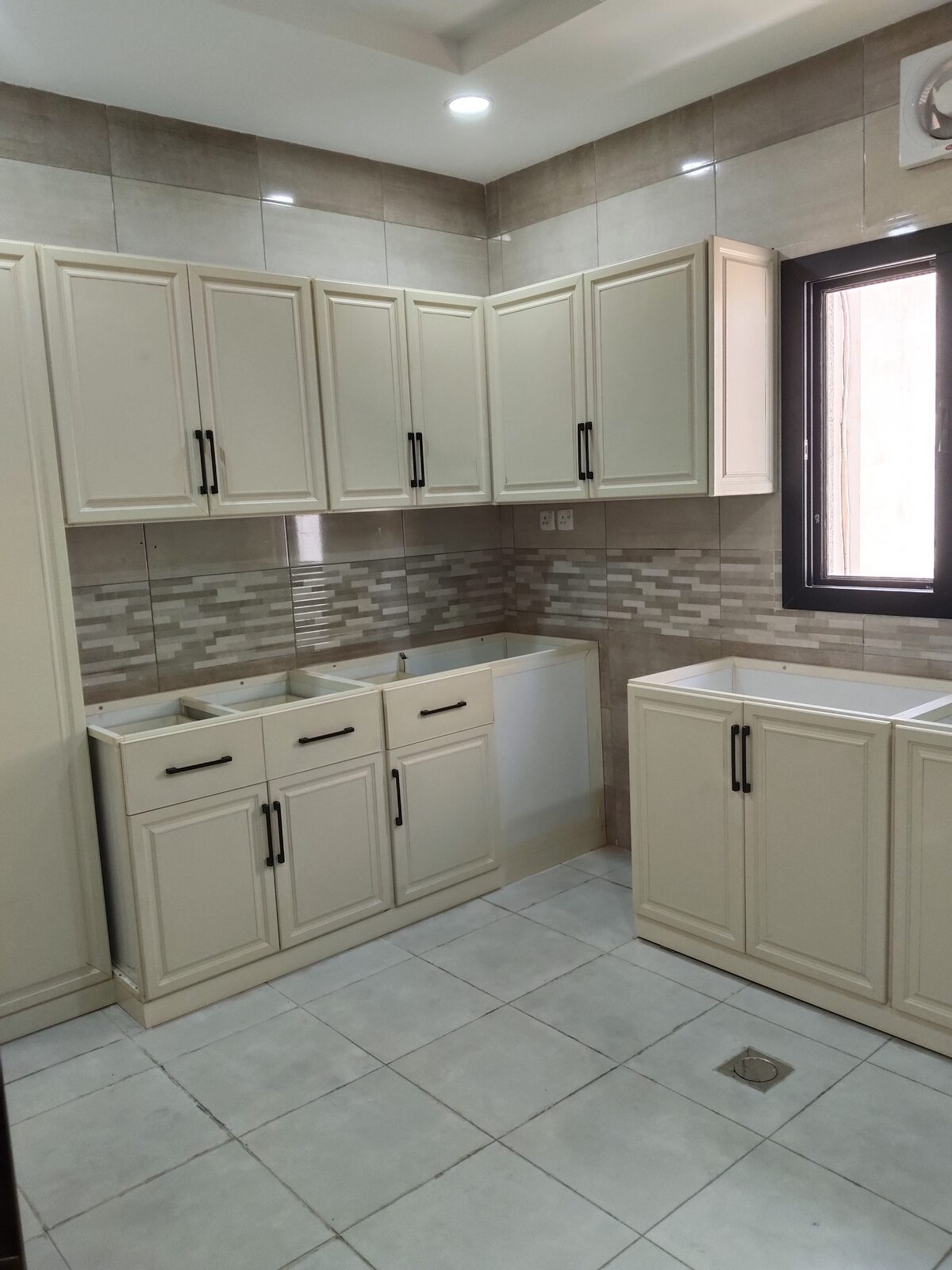 Jeddah, Furniture, SAR 1,  Aluminium Kitchen