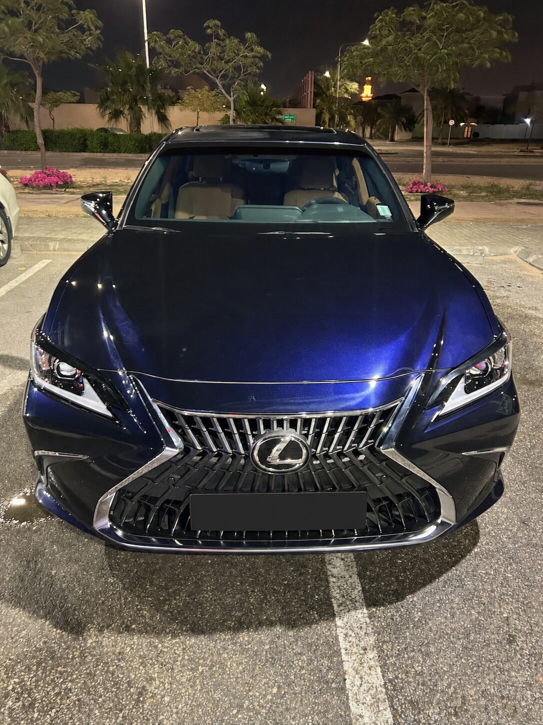 Jubail, Vehicles, Cars & Trucks , SAR 4300,  Lexus ES 300h,  2023,  Automatic,  46000 KM,   - Lease Transfer Due To Move