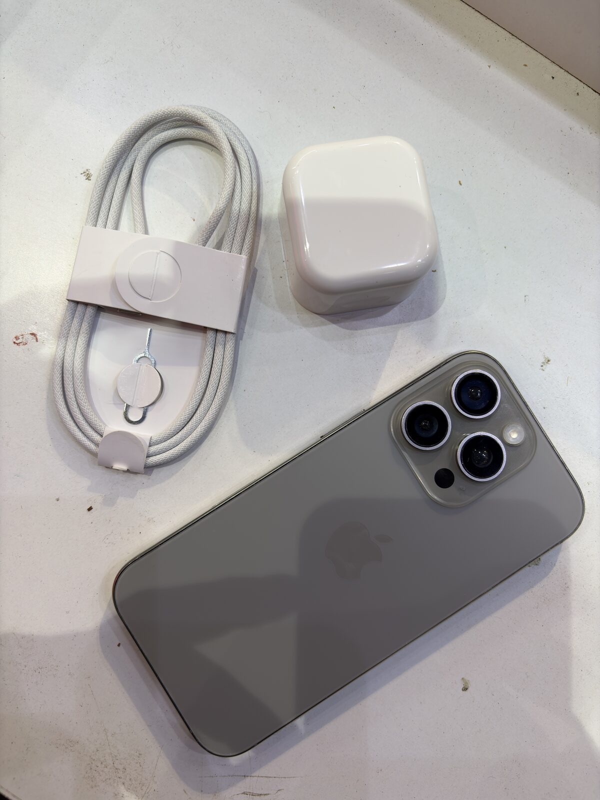 Riyadh, Electronics, SAR 2500,  Iphone 15 Pro 256 Gb All Phone Is Original