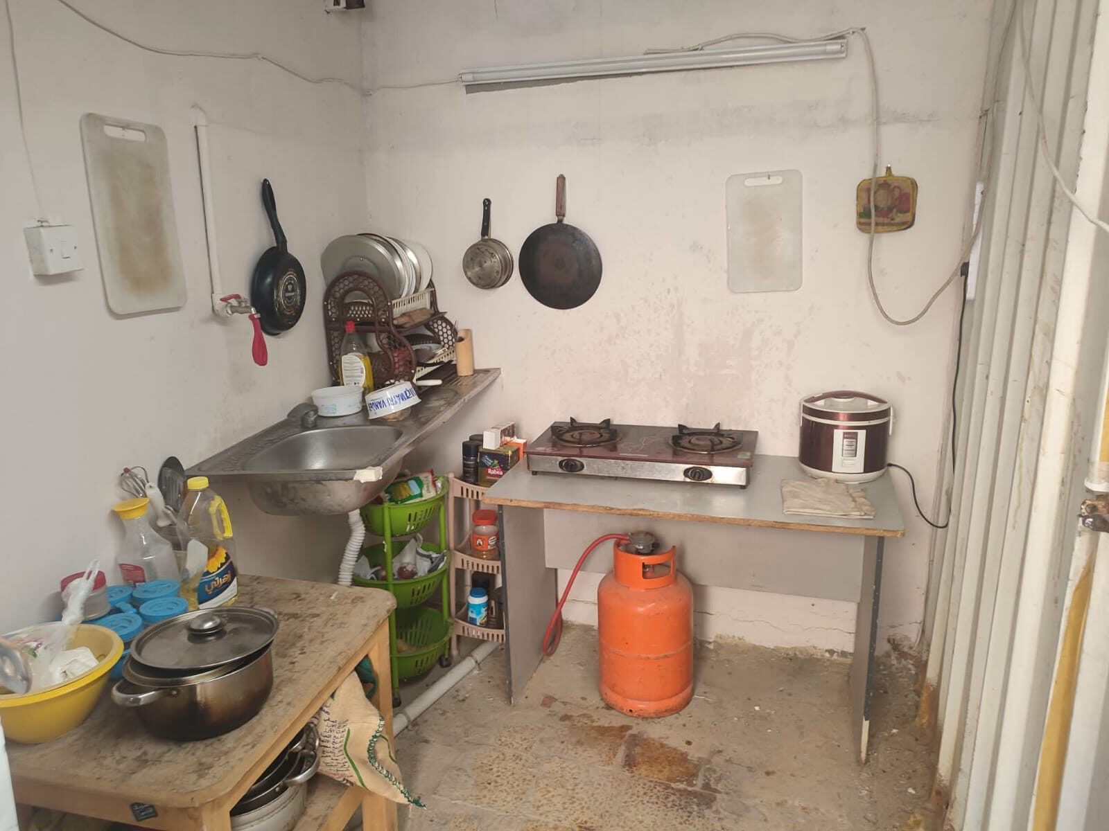 Riyadh, Household Items, SAR 400,  Looking For A Room Pathner