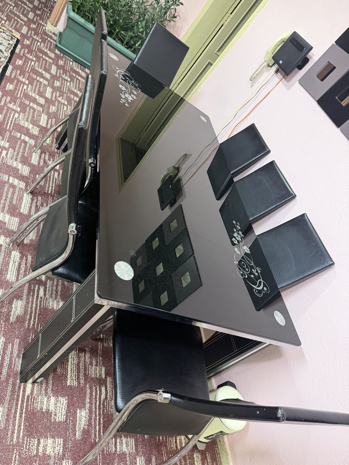 Jeddah, Household Items, SAR 900,  Urgent Sale 8 Seater DiningTable And 3 Seater Sofa