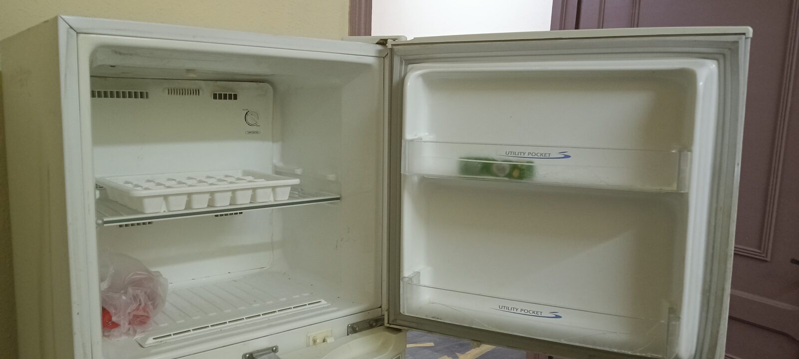 Al Malaz, Electronics, SAR 600,  Samsung Refrigerator For Sale