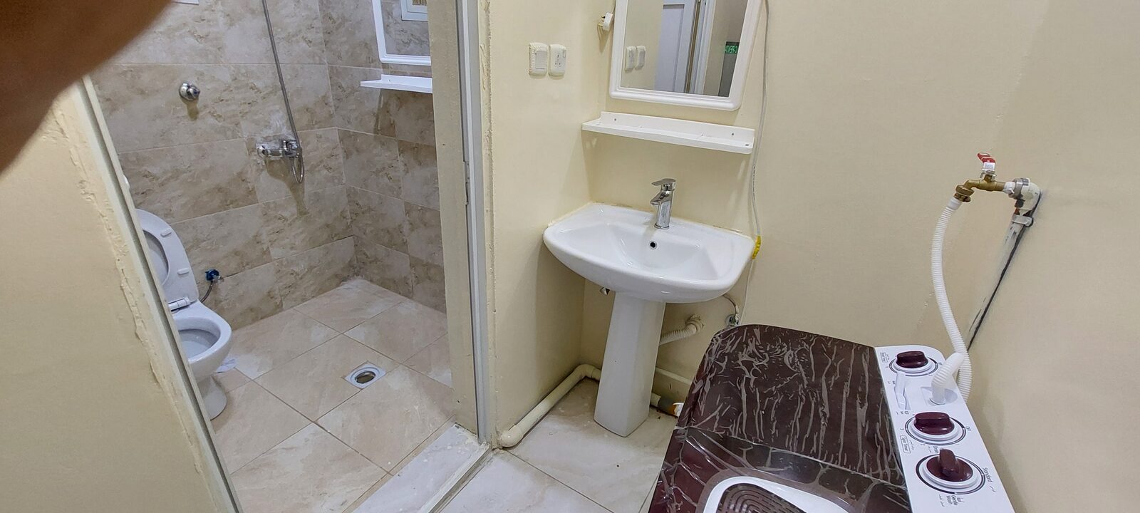 Jubail, Apartments, Flats, Houses & Villas, SAR 1500/month,  Furnished,  Furnished 2BHK Family Flat Near Mina Port And Cornishe 1500sr Free Elect, Water And Wif