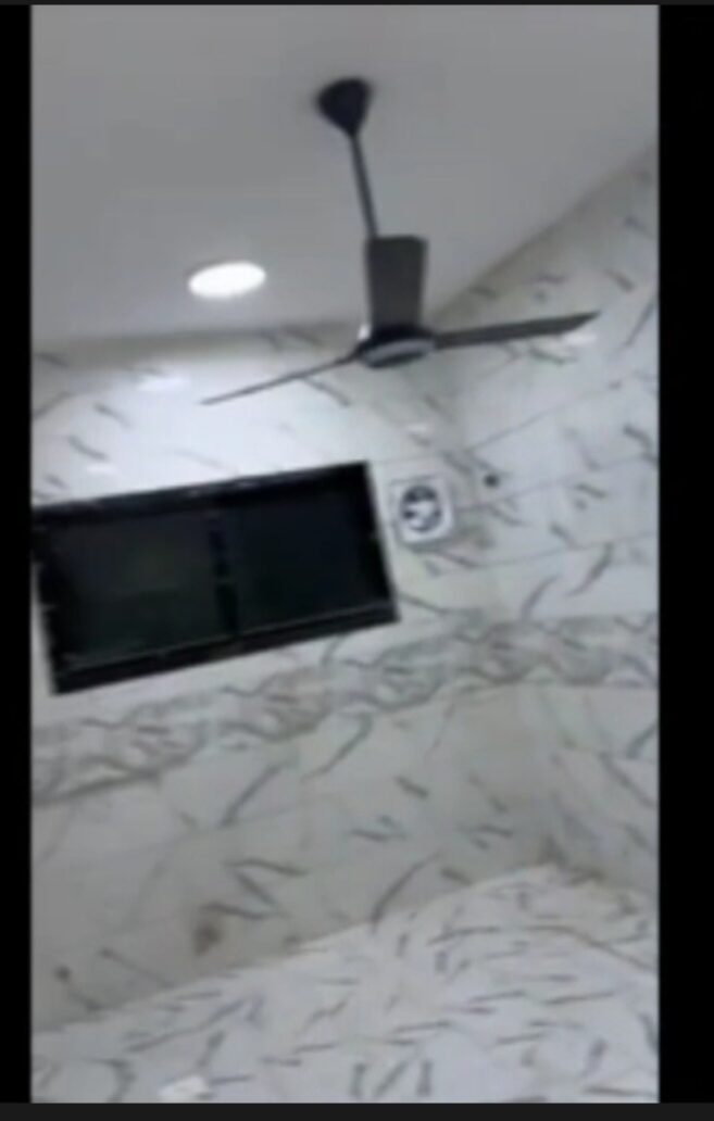Jeddah, Apartments, Flats, Houses & Villas, SAR 24/year,  4 BR,  Unfurnished 4 Rooms/2 Bathrooms/1 Kitchen