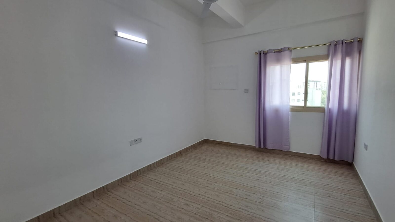 Adliya, Apartments, Flats, Houses & Villas, BHD 310/month,  2 BR,  Unfurnished Family Flat For Rent With Parking, Lift, Balcony, EWA Inclusive