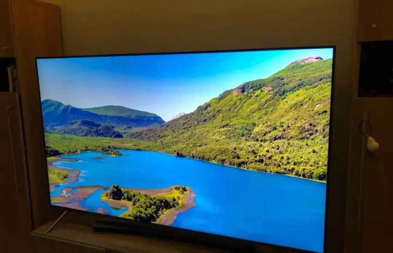 Riyadh, Electronics, SAR 3500,  Samsung 4K Smart Tv 82"