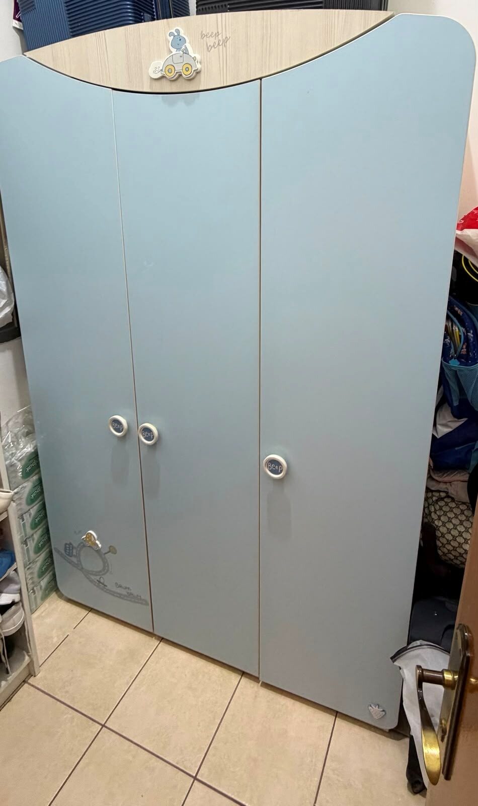 Salmiya, Baby & Kid Stuff, KWD 25,  Selling Kid Cupboard