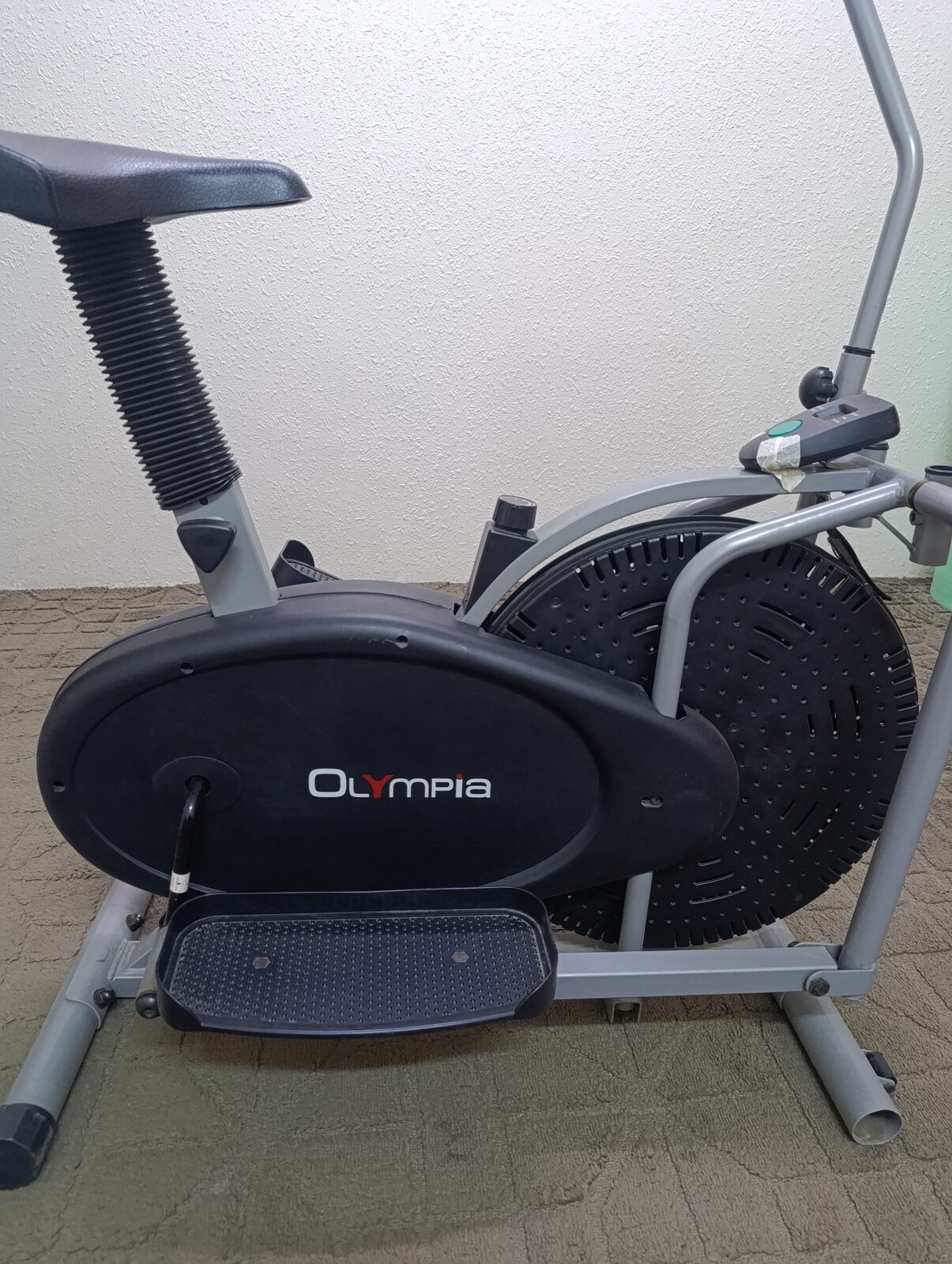 Dammam, Health & Beauty Items, SAR 300,  Elliptical Machine