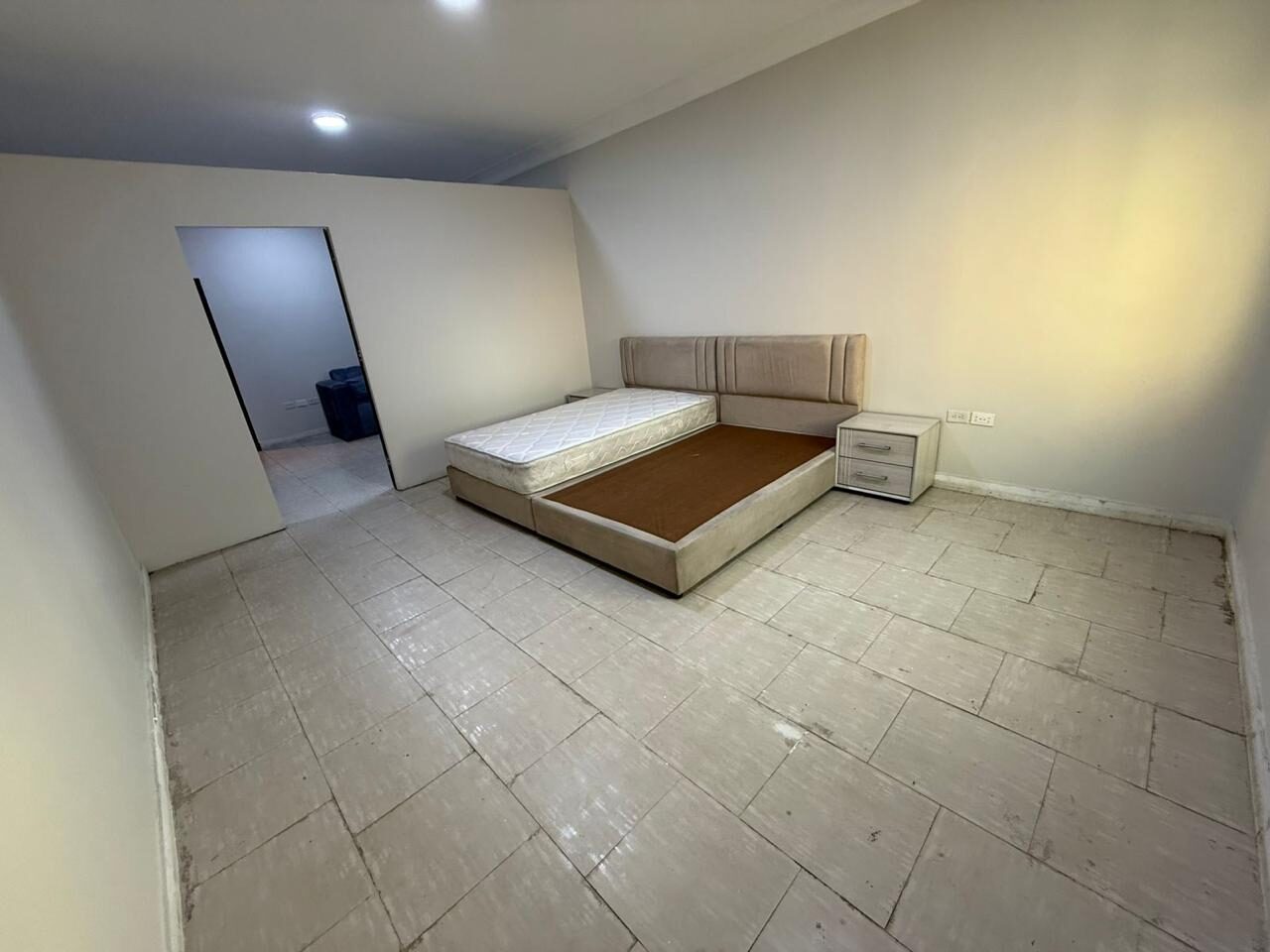 Al Rakah Al Shamaliyah, Household Items, SAR 1200,  Semi-Furnished Room Immediately Available For Rent In Raka Al-Khobar