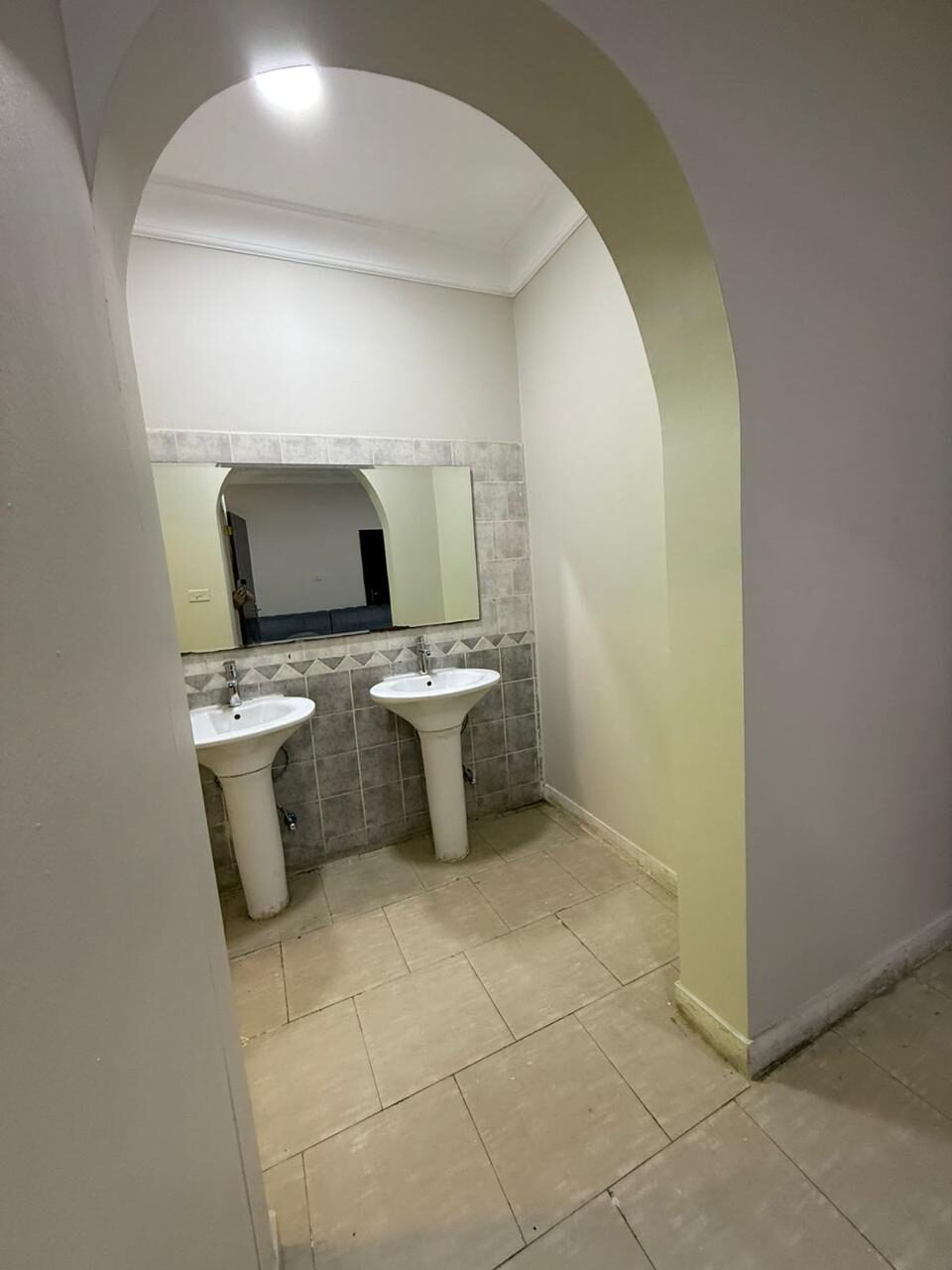 Al Rakah Al Shamaliyah, Household Items, SAR 1200,  Semi-Furnished Room Immediately Available For Rent In Raka Al-Khobar