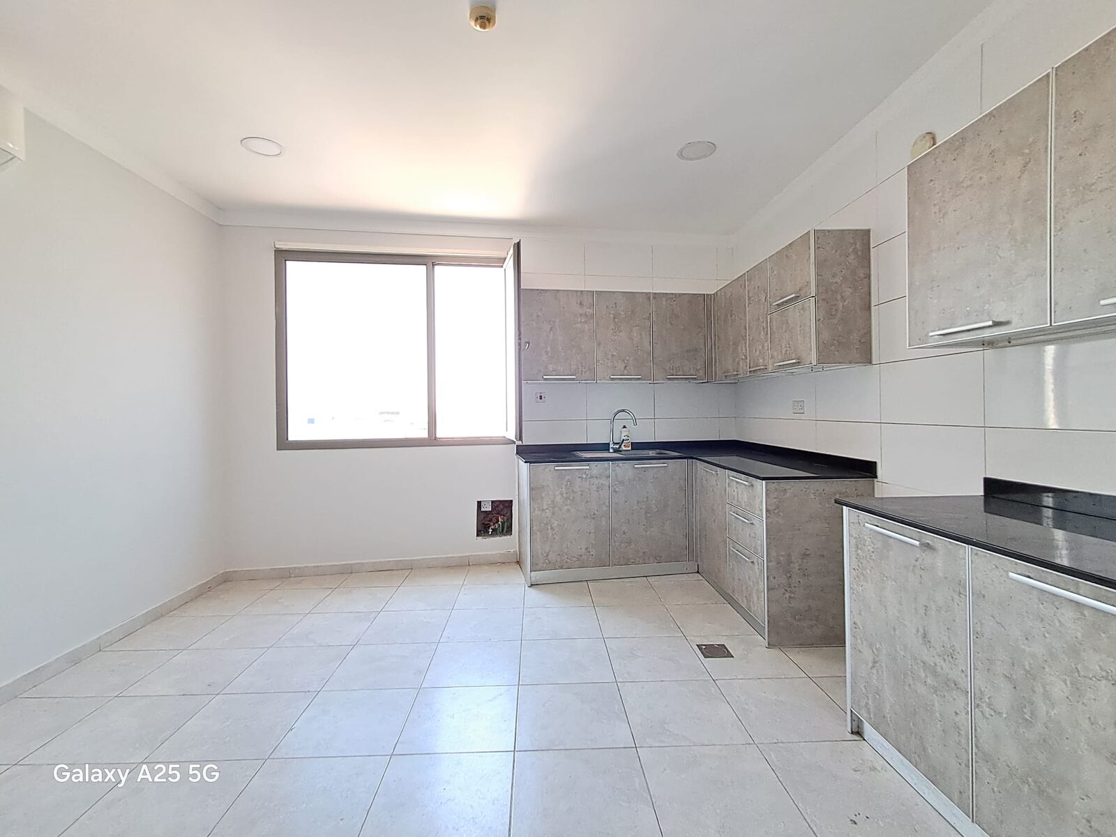 Tubli, Apartments, Flats, Houses & Villas, BHD 150/month,  1 BR,  1 Bedroom Flat In Tubli 150 Rent, Without Ewa.