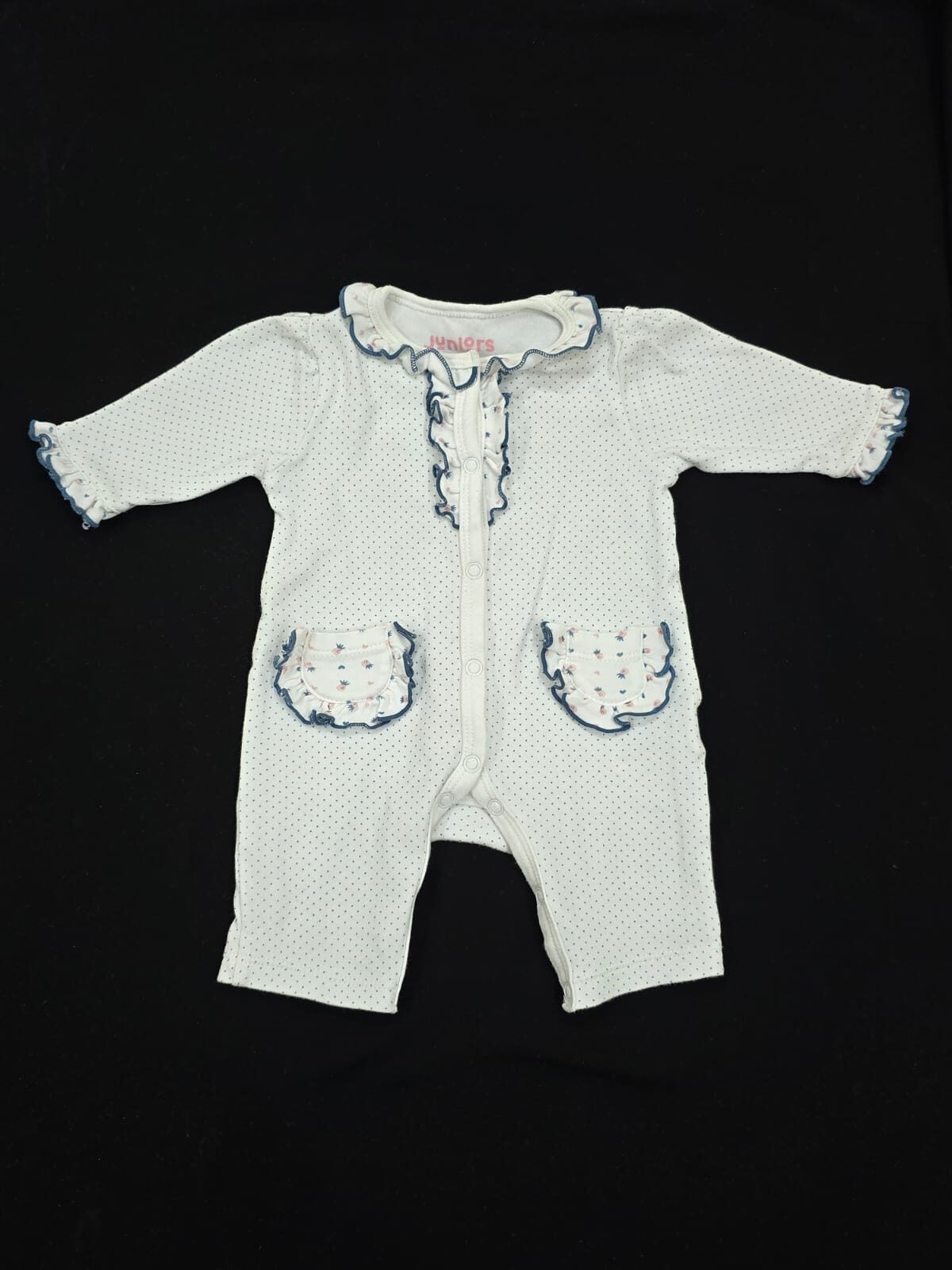 Jeddah, Baby & Kid Stuff, SAR 15,  Slightly Used New Born Dresses. SAR 15 For 1 Or SAR 20 For 2 Items
