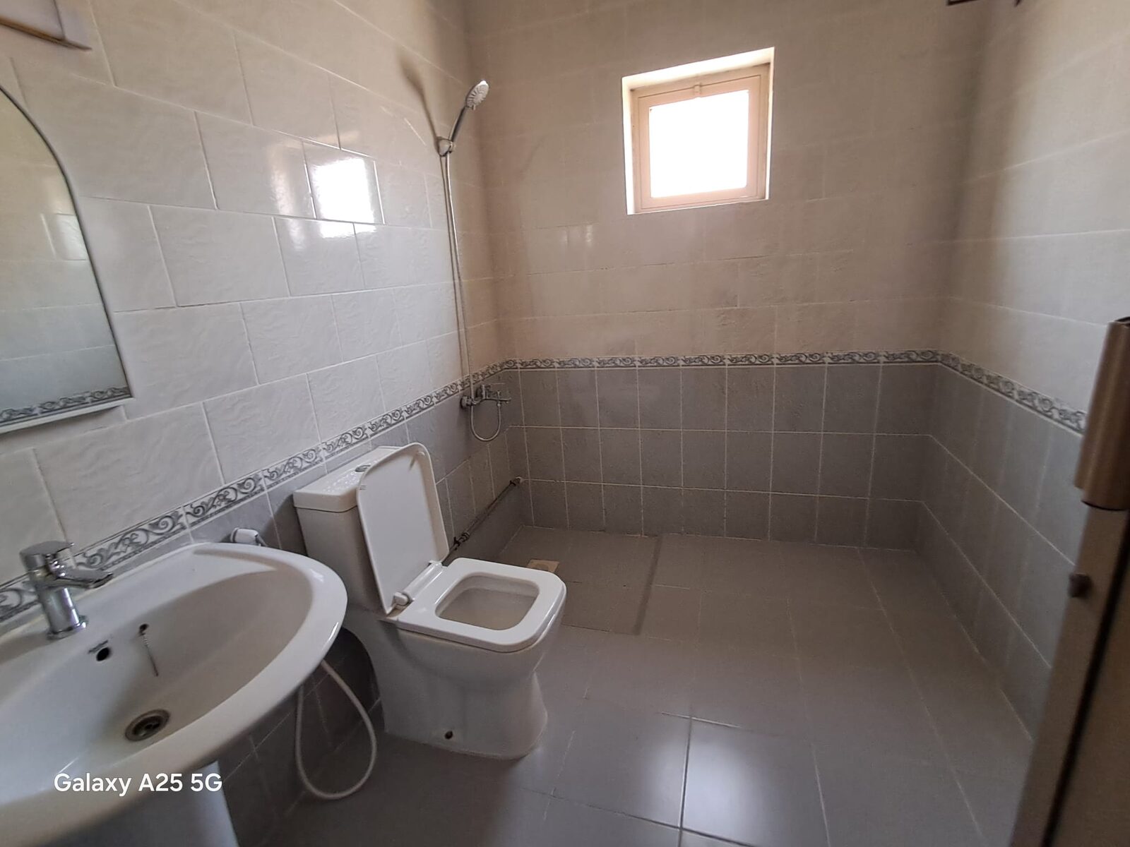 Tubli, Apartments, Flats, Houses & Villas, BHD 160/month,  2 BR,  2 Bedroom Flat In Tubli Rent 160 Without Ewa