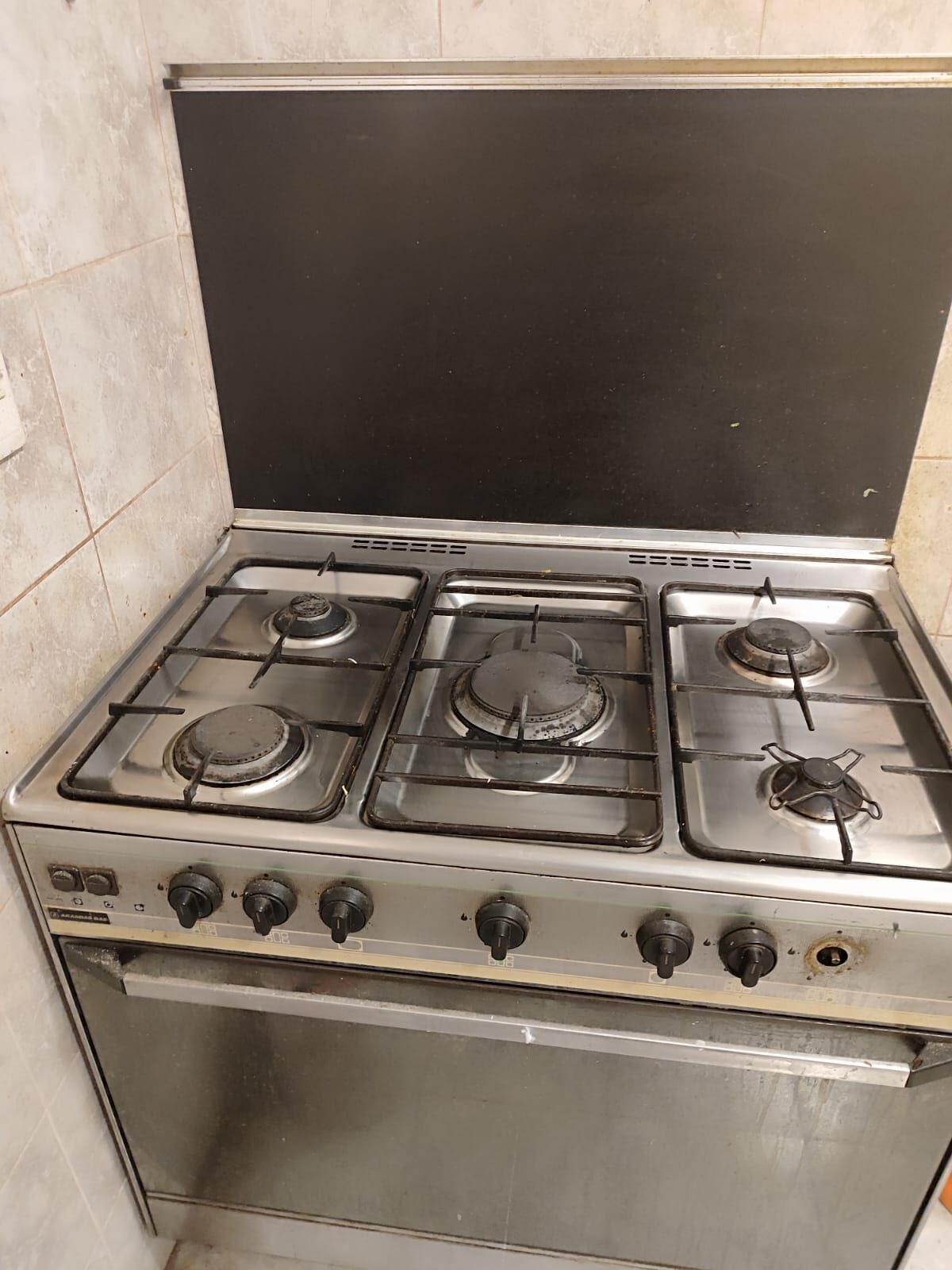 Madinah, Furniture, SAR 1100,  Household Items For Sale &ndash; Bed, Wardrobe, AC & Cooking Range