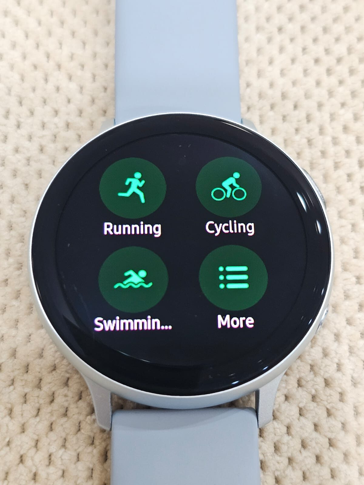 Jeddah, Mobile Phones, SAR 500,  Samsung Smart Watch 44mm