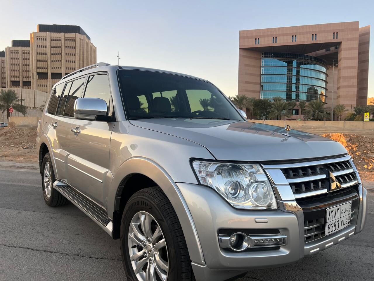 Riyadh, Vehicles, Cars & Trucks , Mitsubishi Pajero,  2020,  Automatic,  141000 KM,