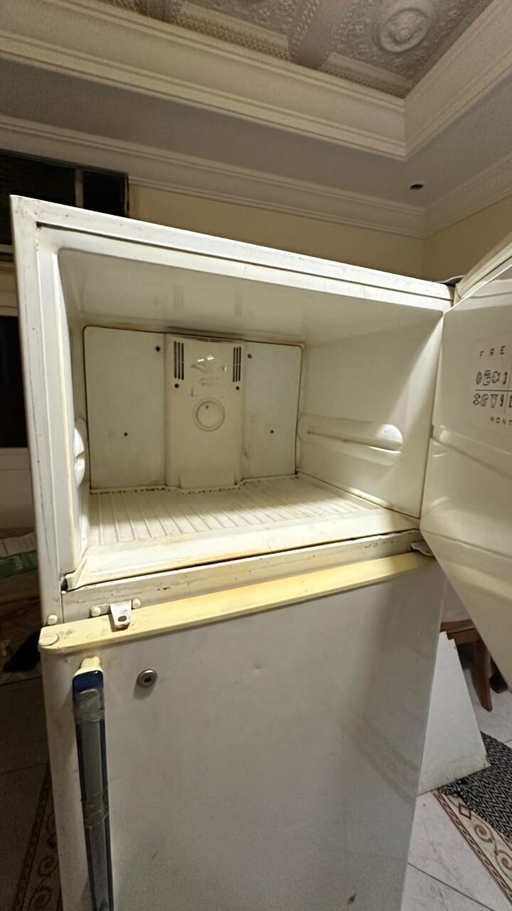 Jeddah, Appliances, SAR 350,  REFRIGERATOR FOR SALE