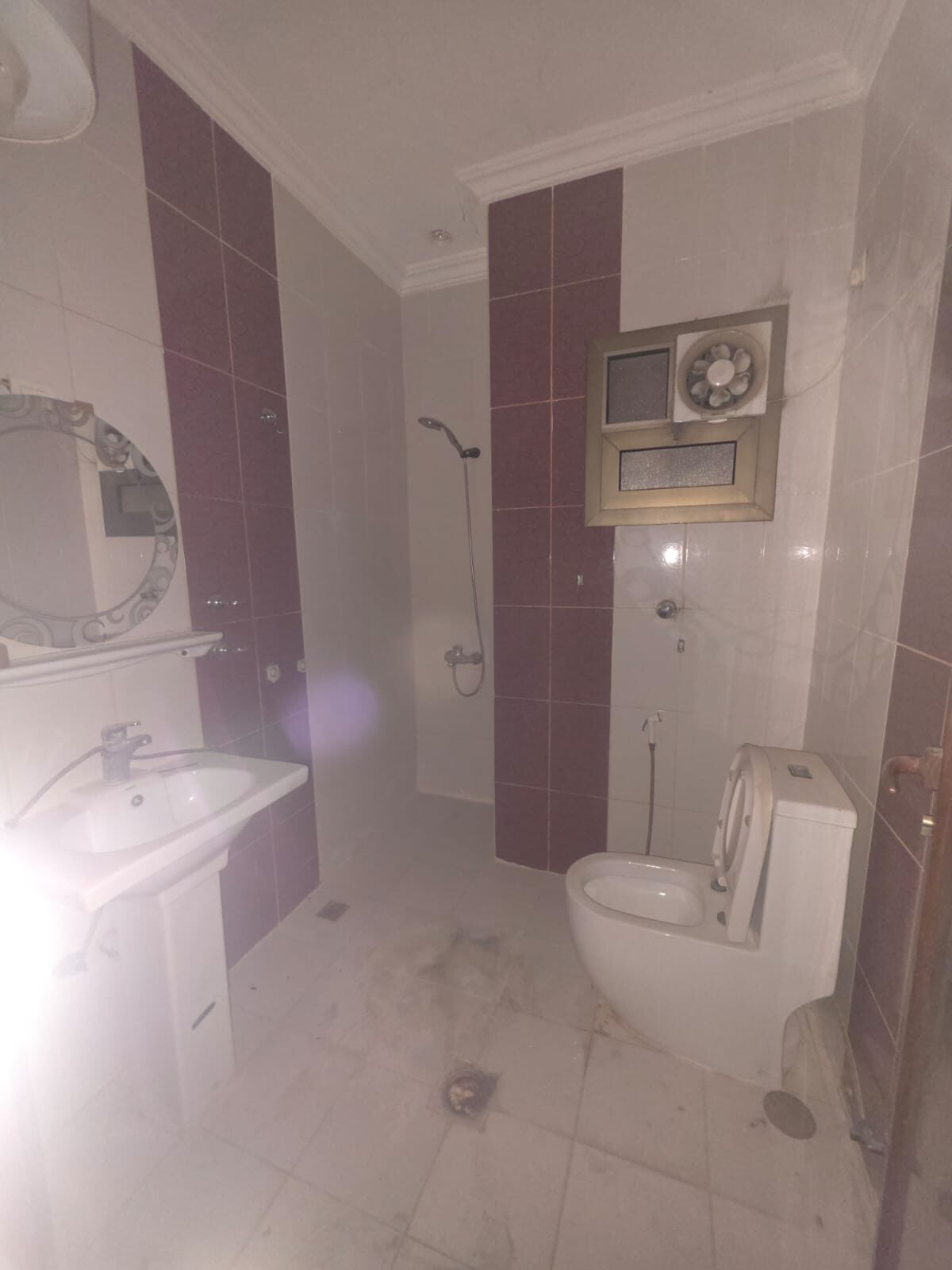 Khobar, Apartments, Flats, Houses & Villas, SAR 28600/year,  3 BR,  Consists Of:- 3 Bedrooms, A Living Room,2 Bathrooms, And A Kitchen,second  Floor,elevator