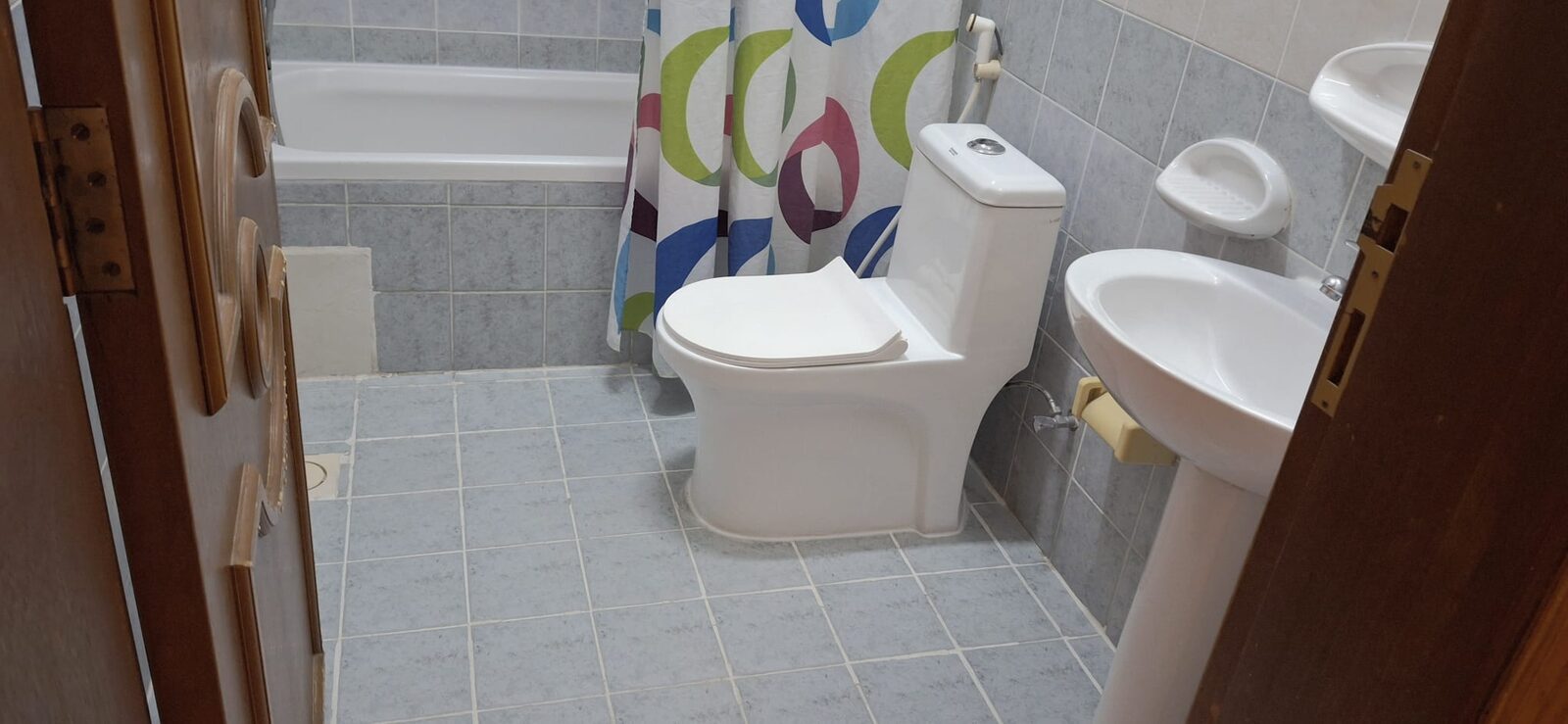 Juffair, Rooms for Rent, BHD 150/month,  Furnished,  150 Sq. Meter,  Flat / Room For Rent