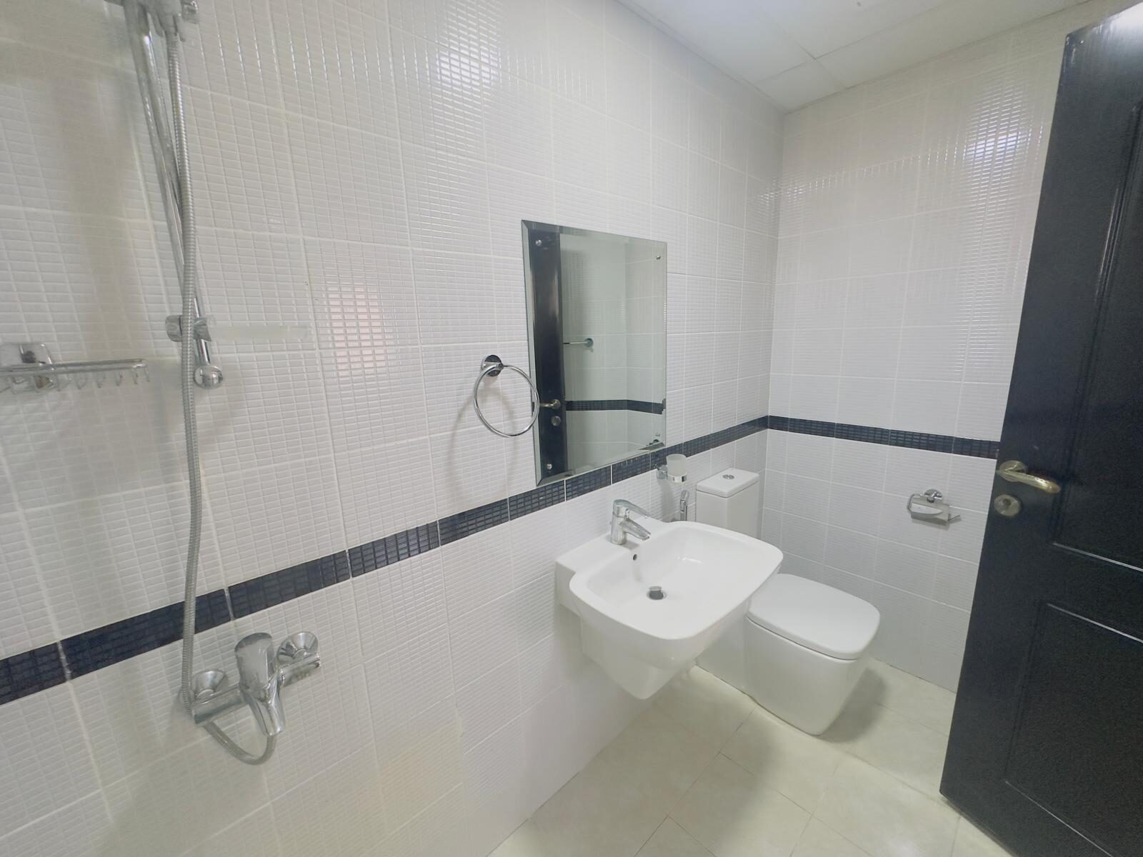 Zinj, Apartments, Flats, Houses & Villas, BHD 450/month,  3 BR,  180 Sq. Meter,  Modern Spacious 3 Bed ┃Inclusive┃great Location