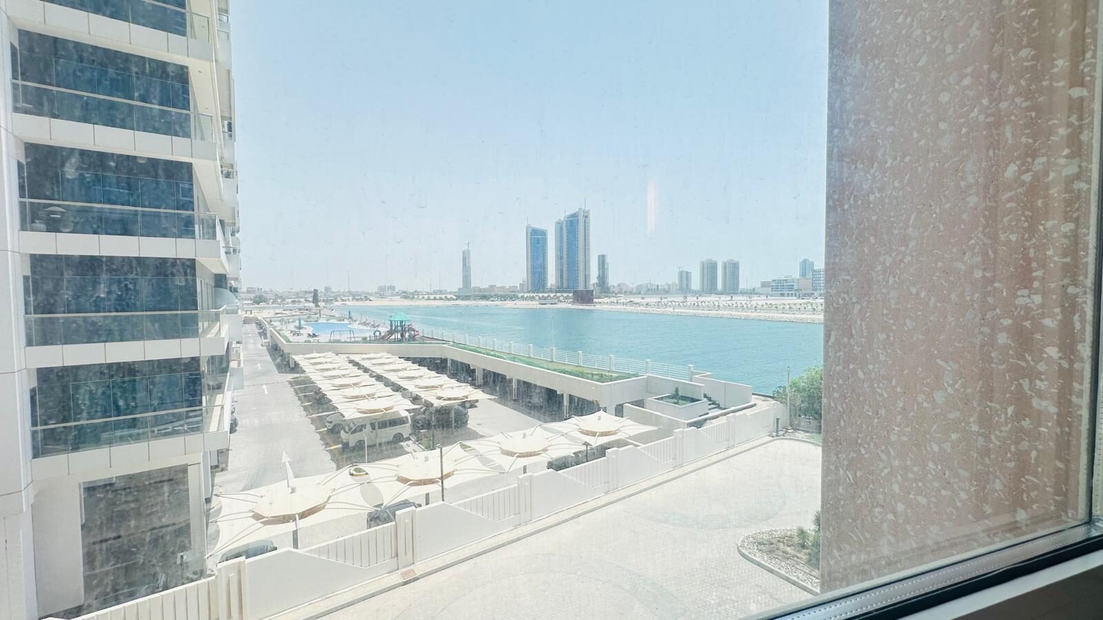 Manama, Apartments, Flats, Houses & Villas, BHD 400/month,  1 BR,  110 Sq. Meter,  Unlimited EWAIHouse KeepingIWifi -partial Sea View