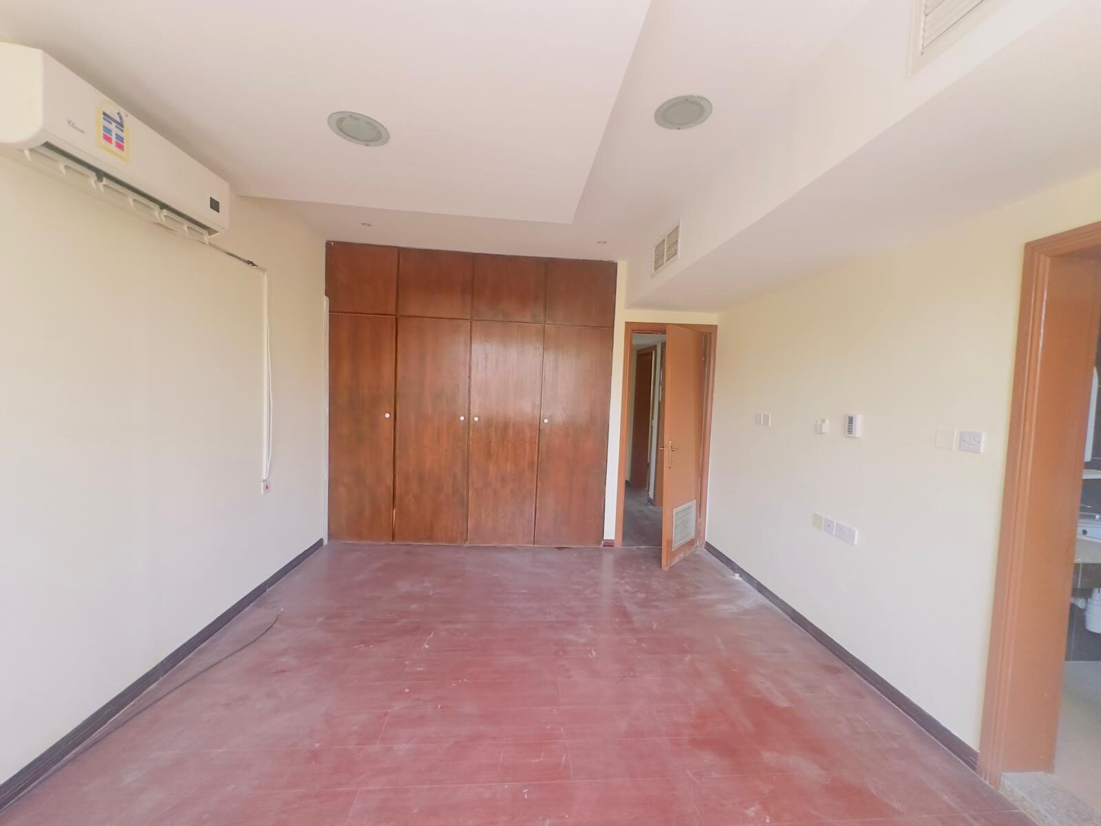 Adliya, Apartments, Flats, Houses & Villas, BHD 400/month,  3 BR,  160 Sq. Meter,  Semi Furnished Double Store Villa In Adliya - Reduced Rent
