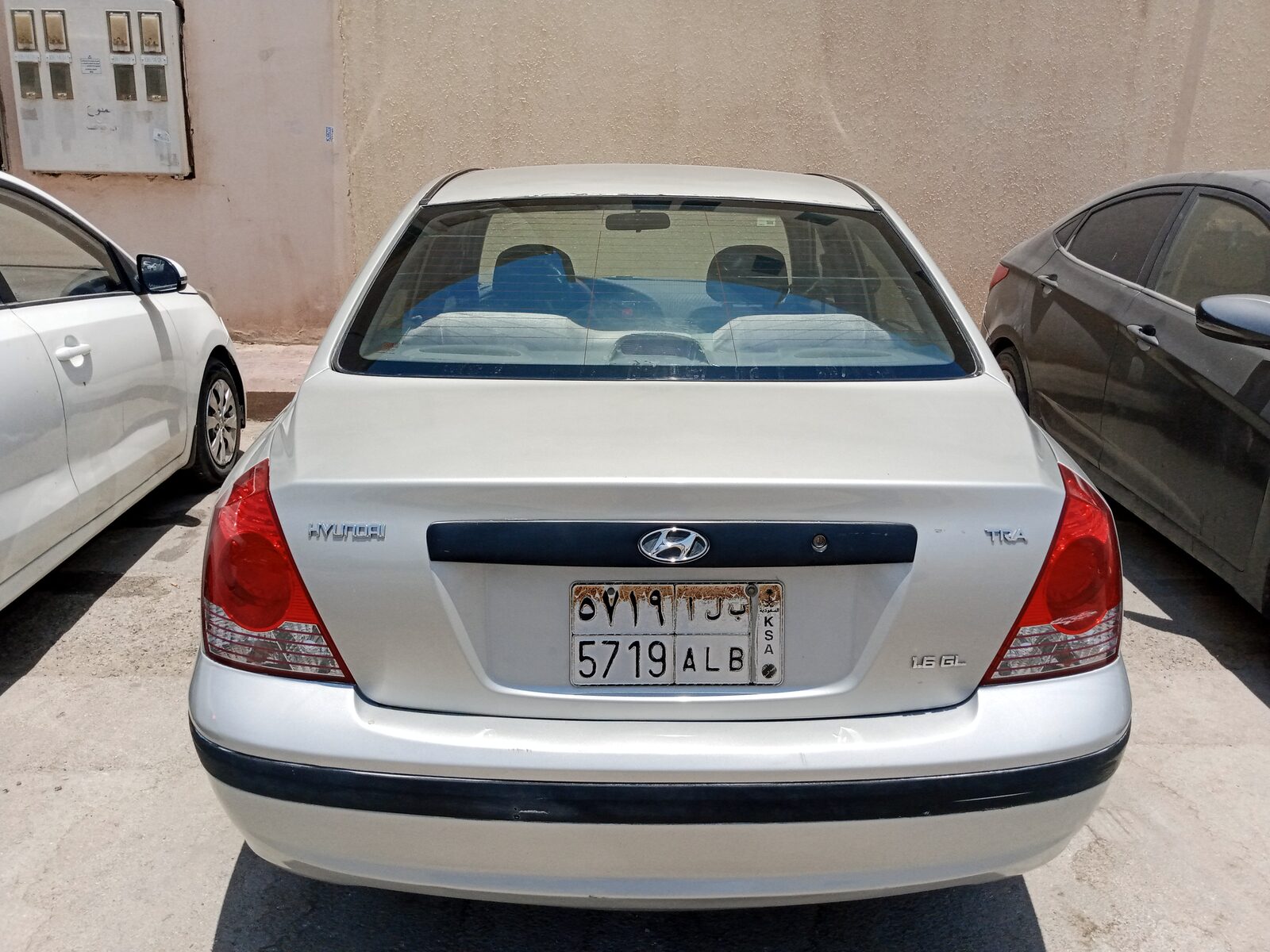 Riyadh, Vehicles, Cars & Trucks , SAR 7000,  Hyundai Elantra,  2004,  Manual,  390000 KM,