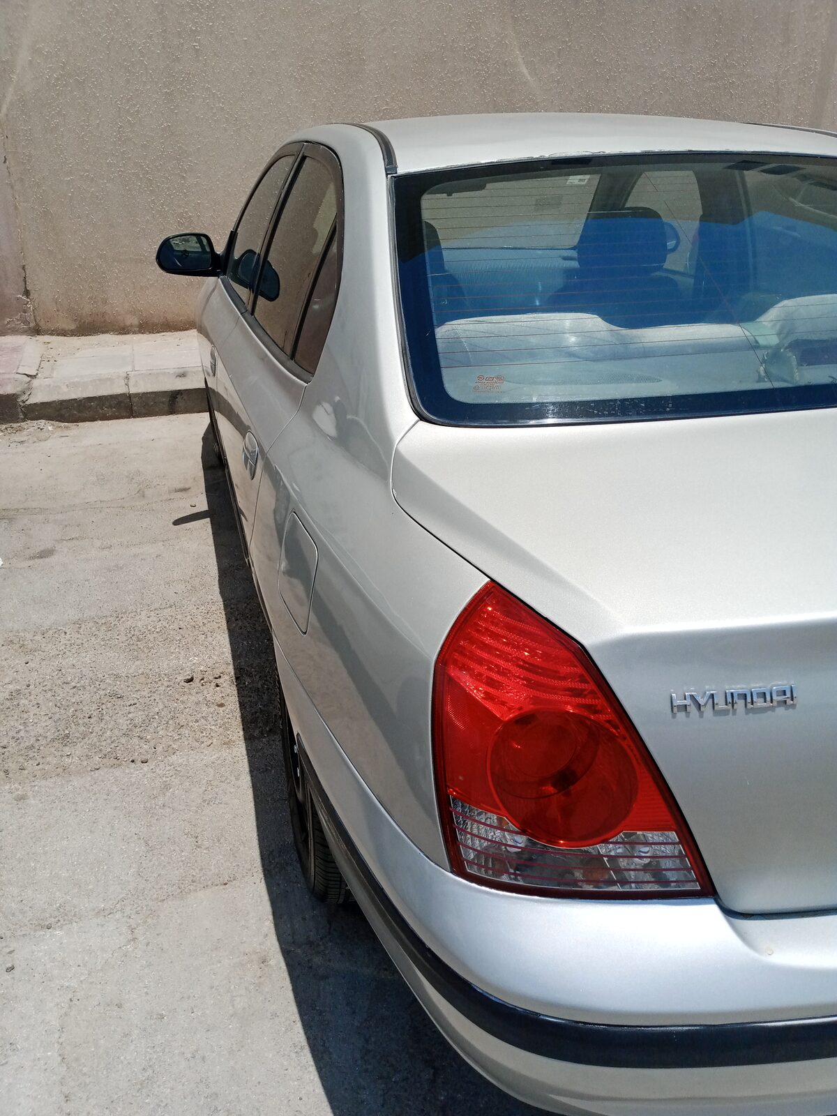 Riyadh, Vehicles, Cars & Trucks , SAR 7000,  Hyundai Elantra,  2004,  Manual,  390000 KM,