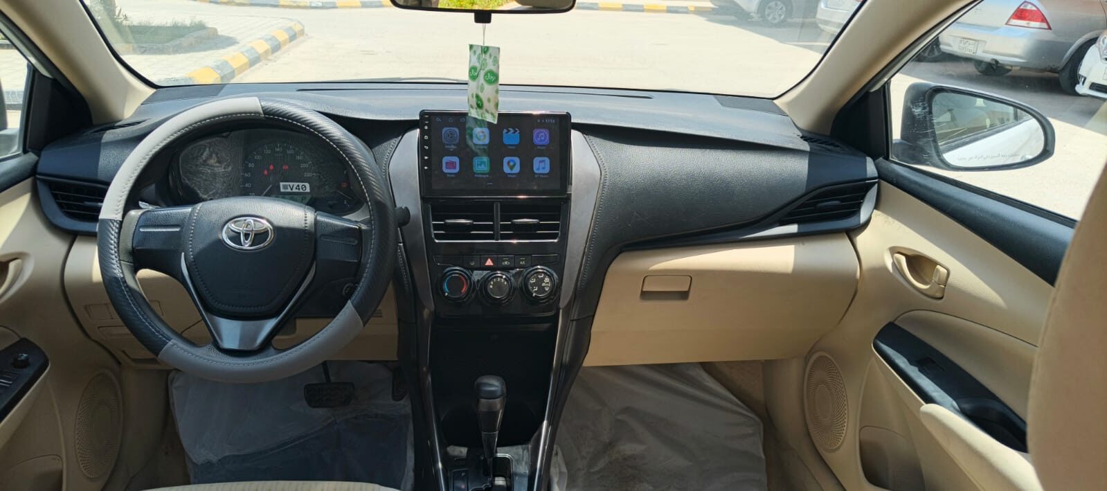 Riyadh, Vehicles, Cars & Trucks , SAR 32000,  Toyota Yaris,  2022,  Automatic,  300000 KM,  ,  Model , 300,000 Km,ist Owner