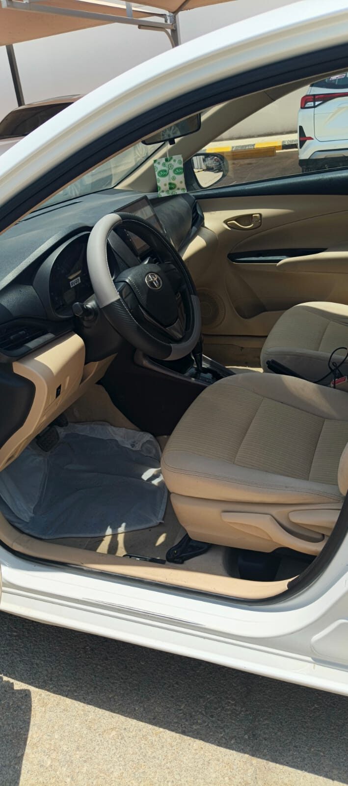 Riyadh, Vehicles, Cars & Trucks , SAR 32000,  Toyota Yaris,  2022,  Automatic,  300000 KM,  ,  Model , 300,000 Km,ist Owner