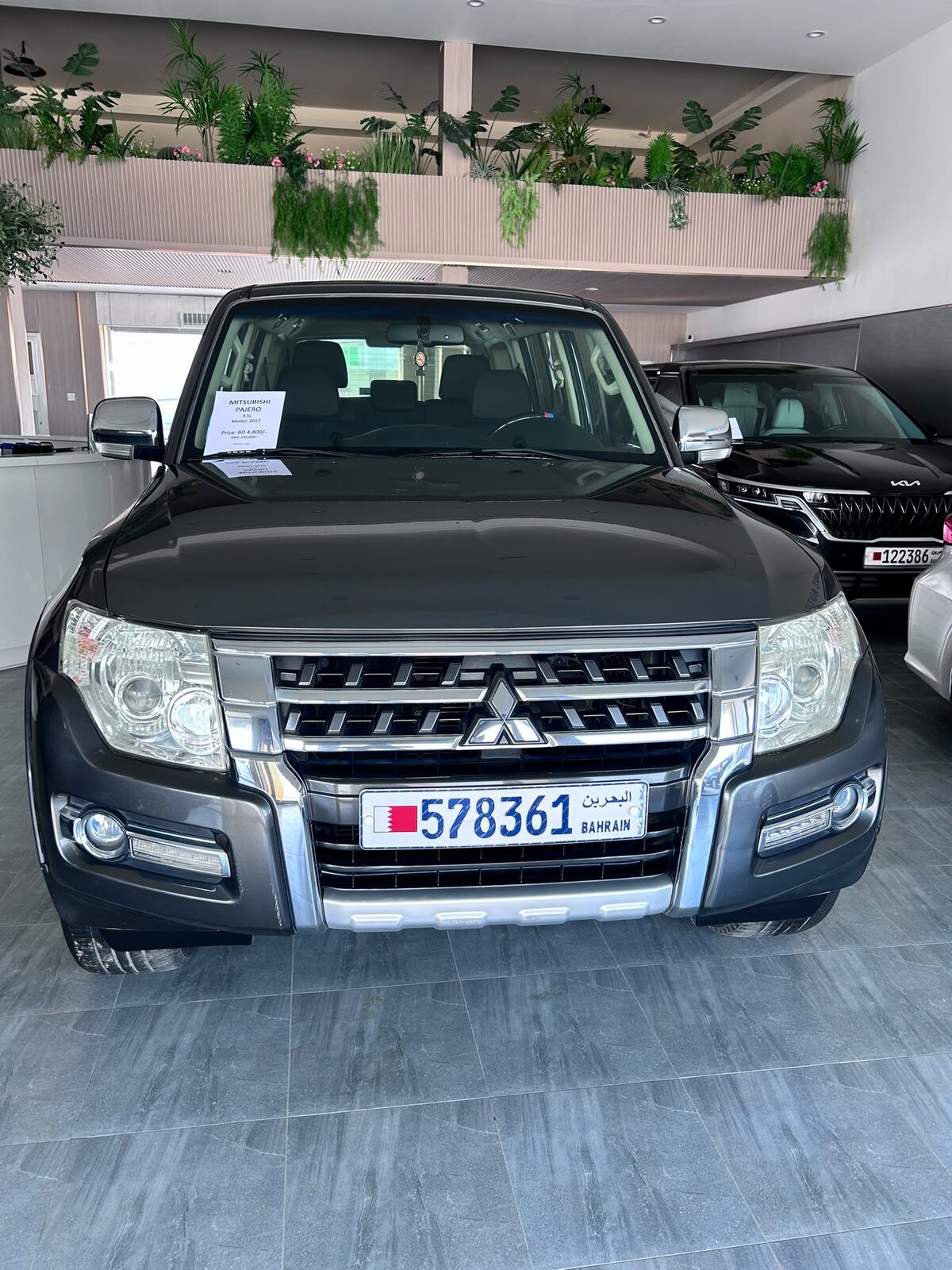 Sitra, Vehicles, Cars & Trucks , BHD 4800,  Mitsubishi Pajero,  2017,  Automatic,  126000 KM,    For Sale