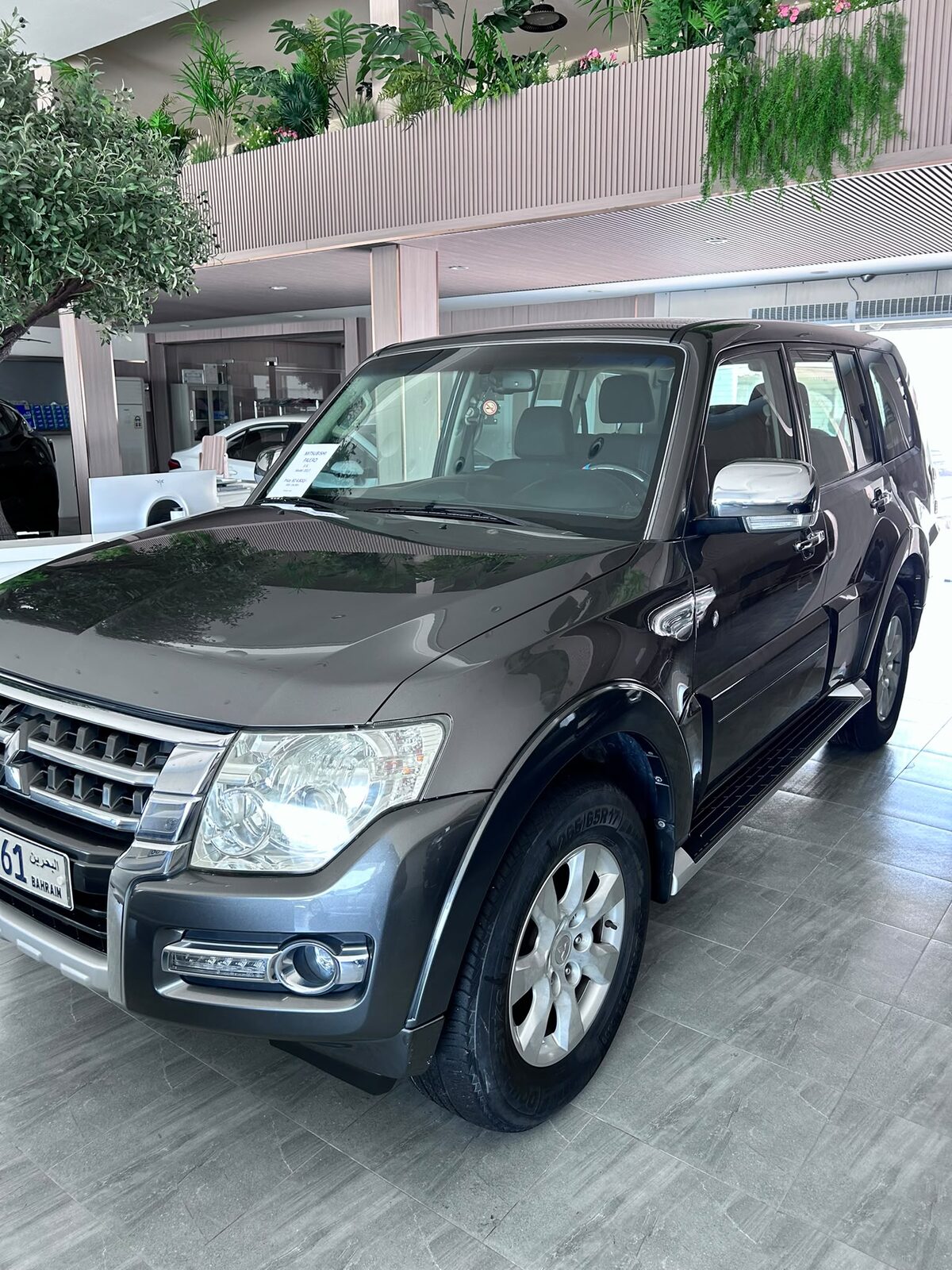 Sitra, Vehicles, Cars & Trucks , BHD 4800,  Mitsubishi Pajero,  2017,  Automatic,  126000 KM,    For Sale