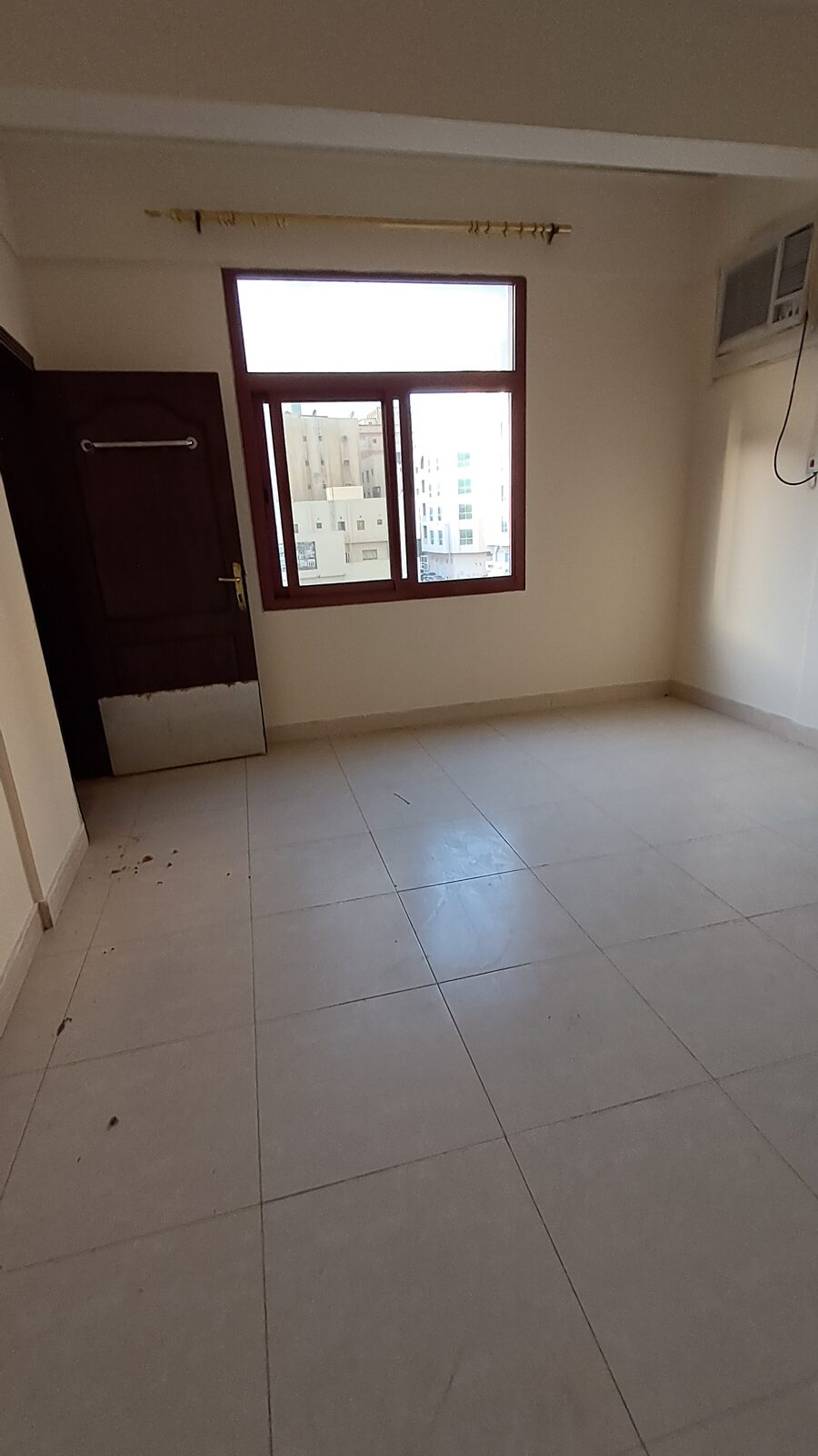 Hoora, Apartments, Flats, Houses & Villas, BHD 190/month,  2 BR,  Flat For Rent In Hoora Without Electricity