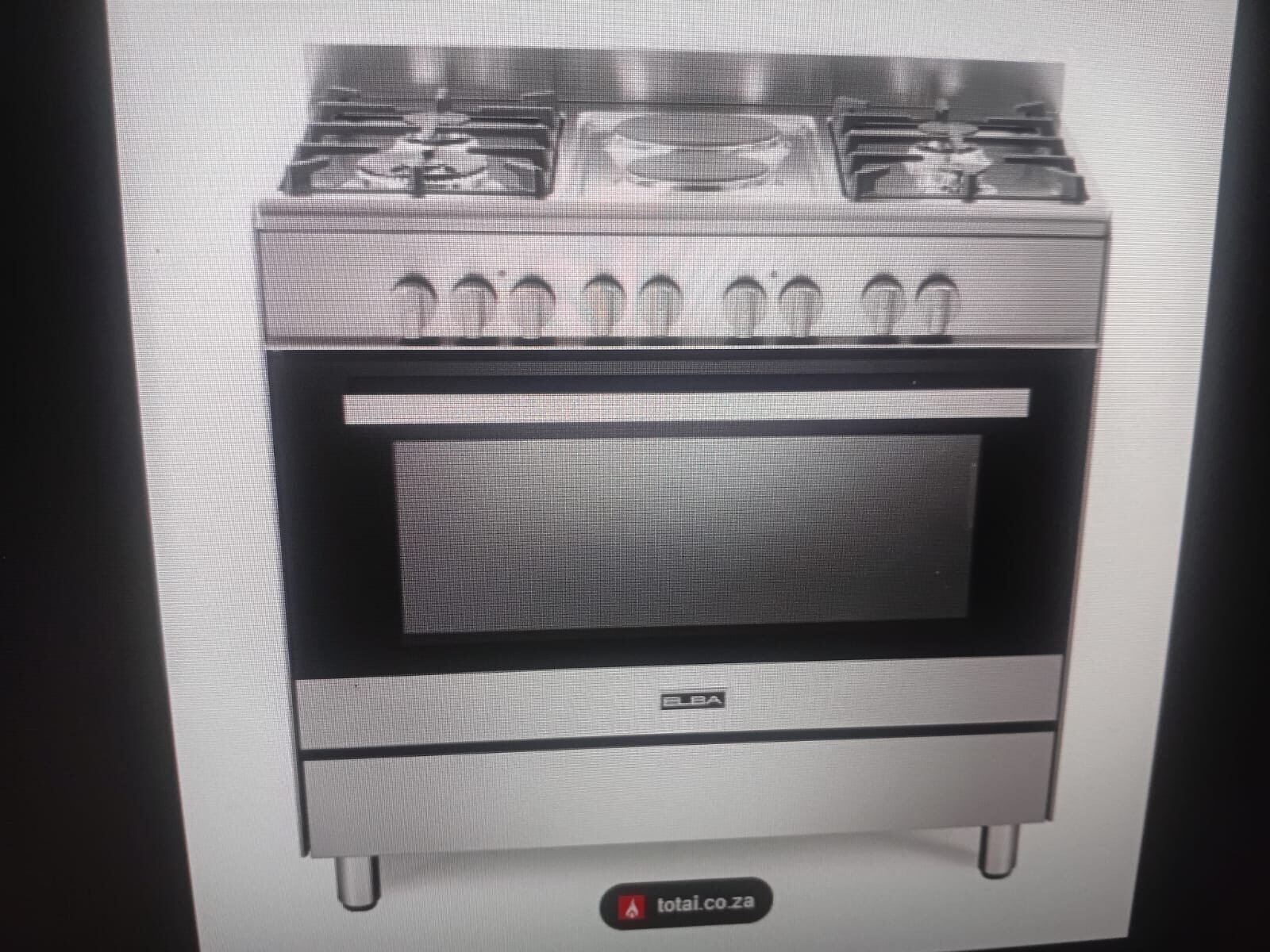 Khobar, Appliances, OVEN, REFRIGERATOR AND CARPET FOR SALE