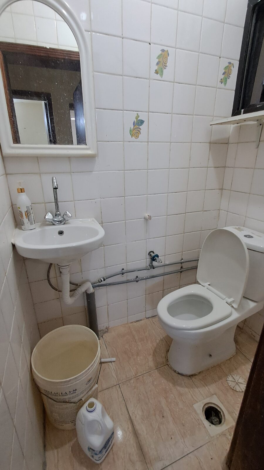 Gudaibiya, Apartments, Flats, Houses & Villas, BHD 200/month,  2 BR,  Unfurnished Flat For Rent In Gudaibiya Near Nesto Supermarket With Electricity