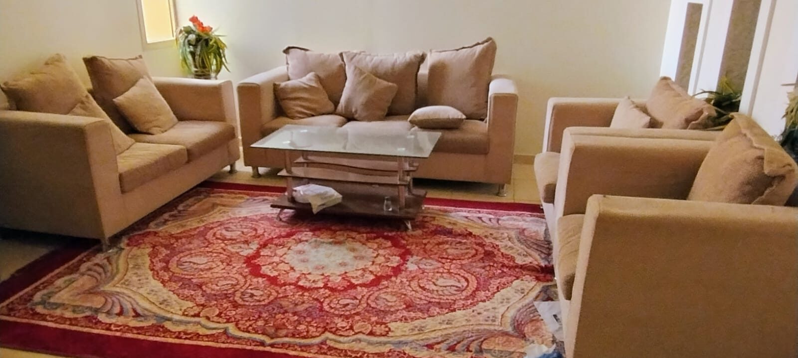 Riyadh, Furniture, SAR 650,  Sofa Set + Center Table