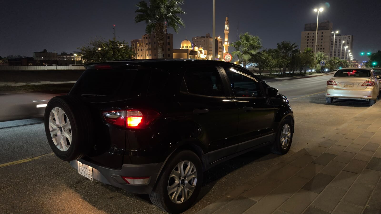 Dammam, Vehicles, Cars & Trucks , SAR 23,  Ford Ecosport,  2016,  Automatic,  165 KM,  Car Is Very Good Condition