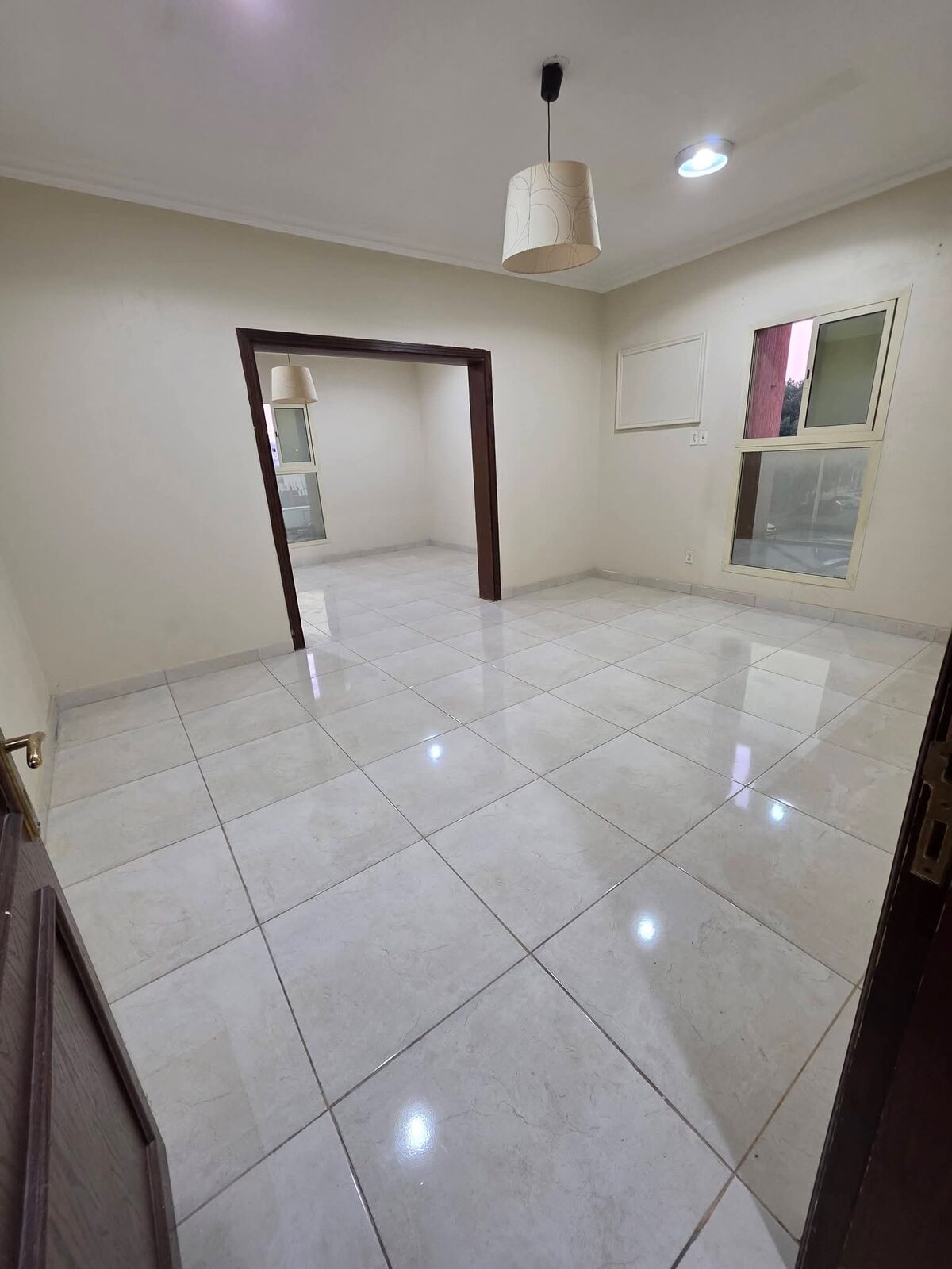 Khobar, Apartments, Flats, Houses & Villas, 3 BR,  3 BR A Large And Clean Family Apartment For Rent In Al Khobar 25,000 SAR/Year