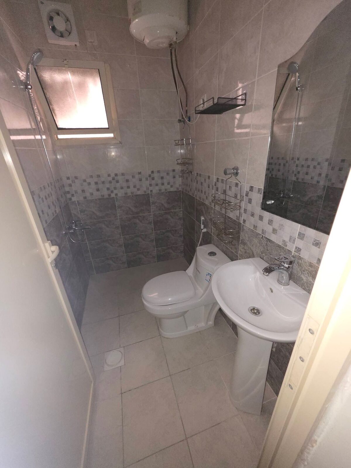 Khobar, Apartments, Flats, Houses & Villas, 3 BR,  3 BR Very Clean Family Apartment For Rent In Al Khobar &ndash; 24,600 SAR/Year