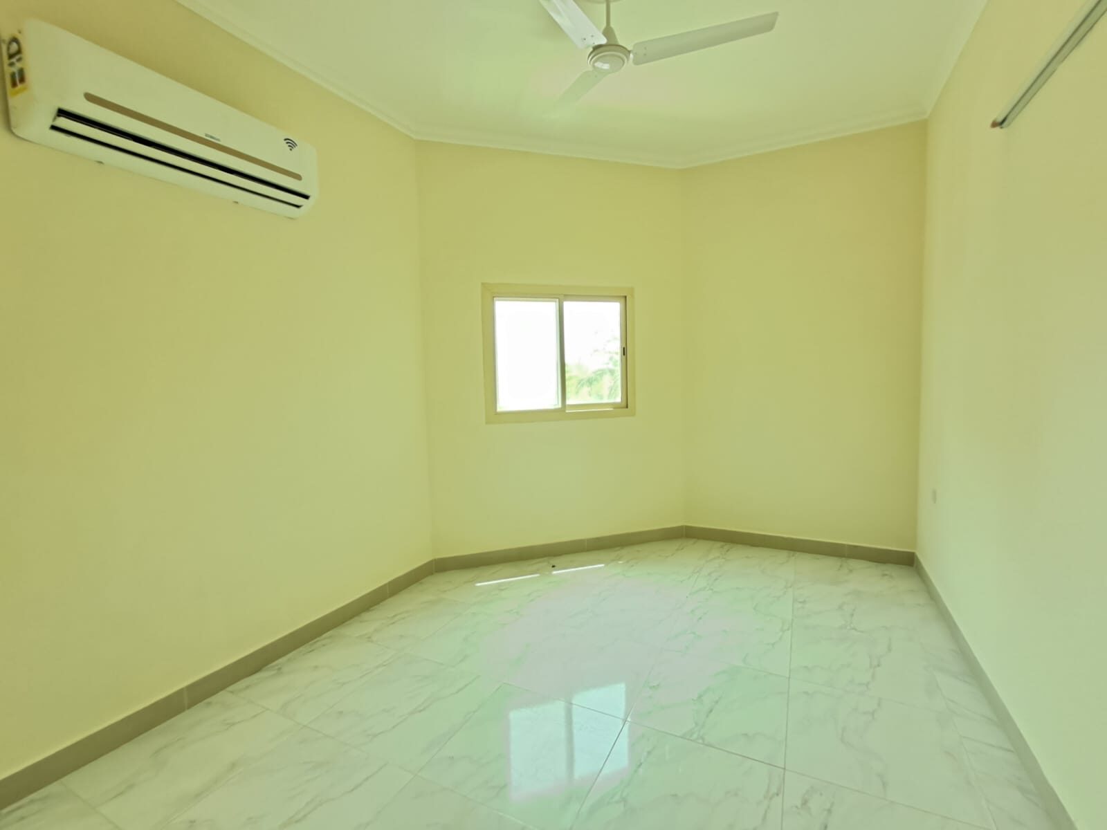 Burhama, Apartments, Flats, Houses & Villas, BHD 230/month,  3 BR,  3 Bedroom Flat In Burhama, Rent 230 Without Ewa