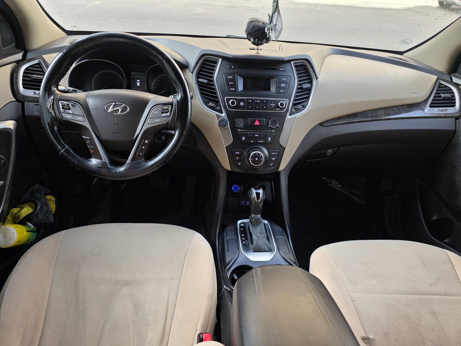 Dammam, Vehicles, Cars & Trucks , SAR 42000,  Hyundai Santa Fe,  2018,  Automatic,  193000 KM,  Haif Full. 4cylinder