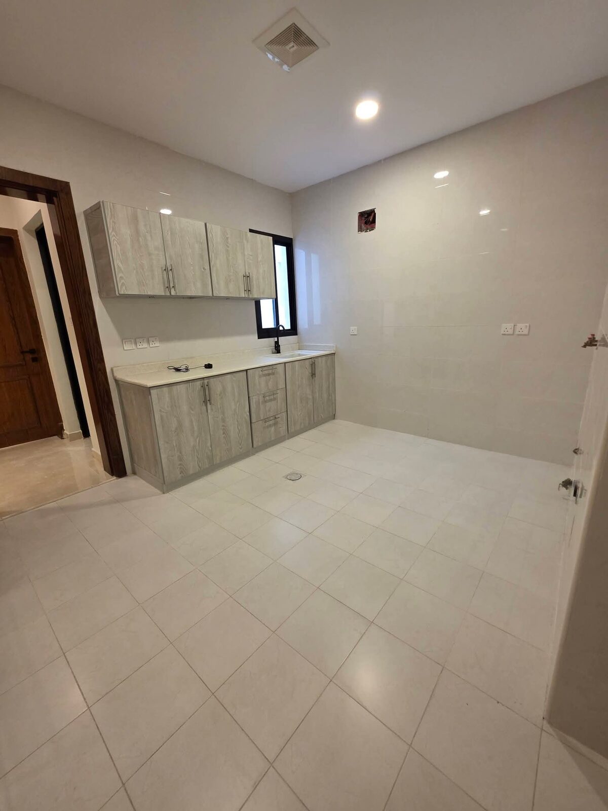 Thuqbah, Apartments, Flats, Houses & Villas, 2 BR,  2 BR New Luxury Family Apartment For Rent In Al Khobar &ndash; 24,600 SAR/Year