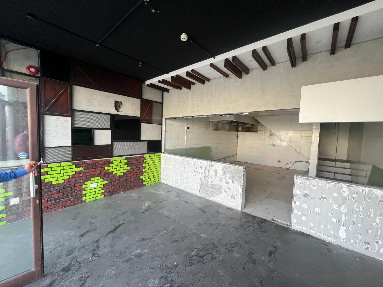 Budaiya, Shops, BHD 600,  Shop For Rent On Budaiya Highway | Prime Highway-Facing Location