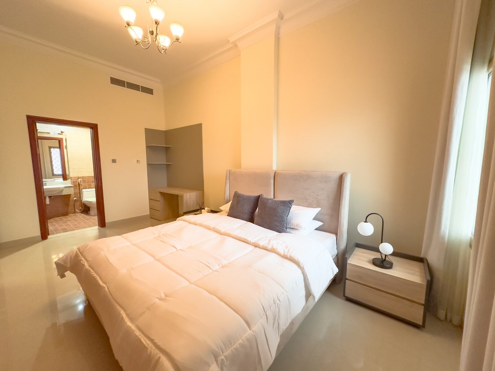 Manama, Apartments, Flats, Houses & Villas, BHD 380/month,  Furnished,  2 BR,  2 Bedroom Fully Furnished Flat For Rent With 5star Facilities