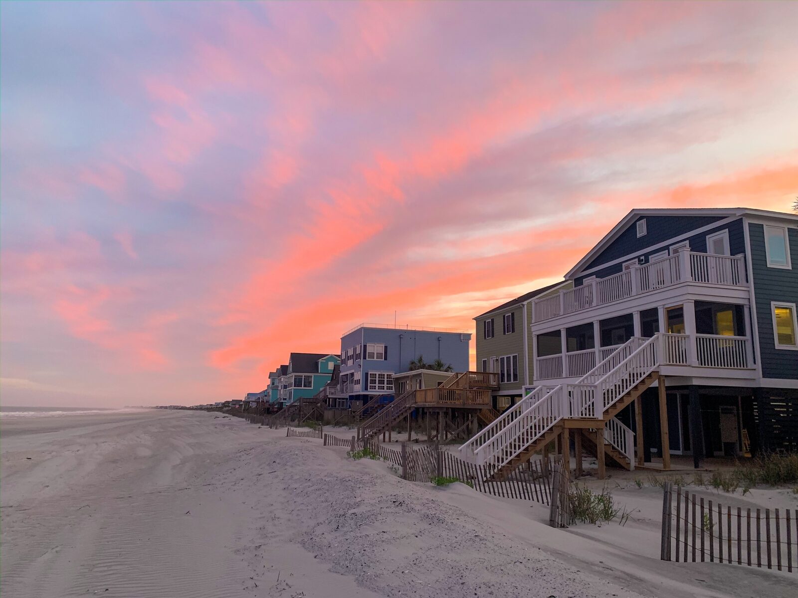 New York, Holiday/Vacation Rentals, USD 180/day,  Oceanfront Vacation Rental: Enjoy The Perfect Beach Escape With Atlantic Bliss