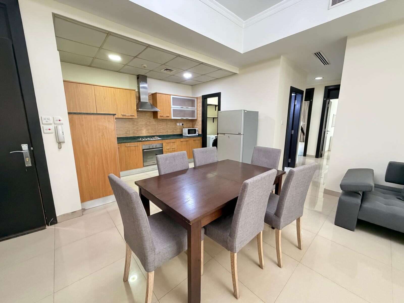 Adliya, Apartments, Flats, Houses & Villas, BHD 400/month,  3 BR,  BEAUTFUL 3 BEDROOM FLAT FOR RENT IN ADLIYA