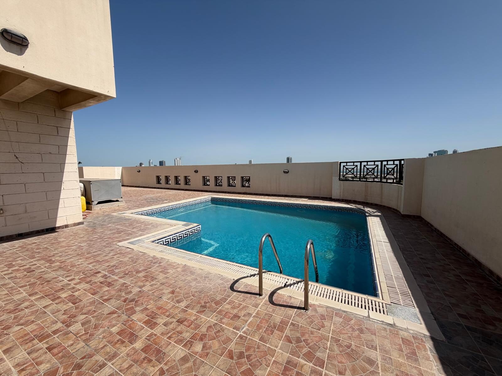 Adliya, Apartments, Flats, Houses & Villas, BHD 400/month,  3 BR,  BEAUTFUL 3 BEDROOM FLAT FOR RENT IN ADLIYA
