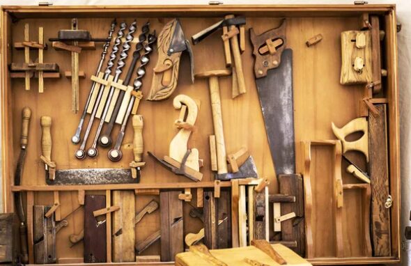Mumbai, Furniture, INR 1,  Vinay Kumar Nevatia