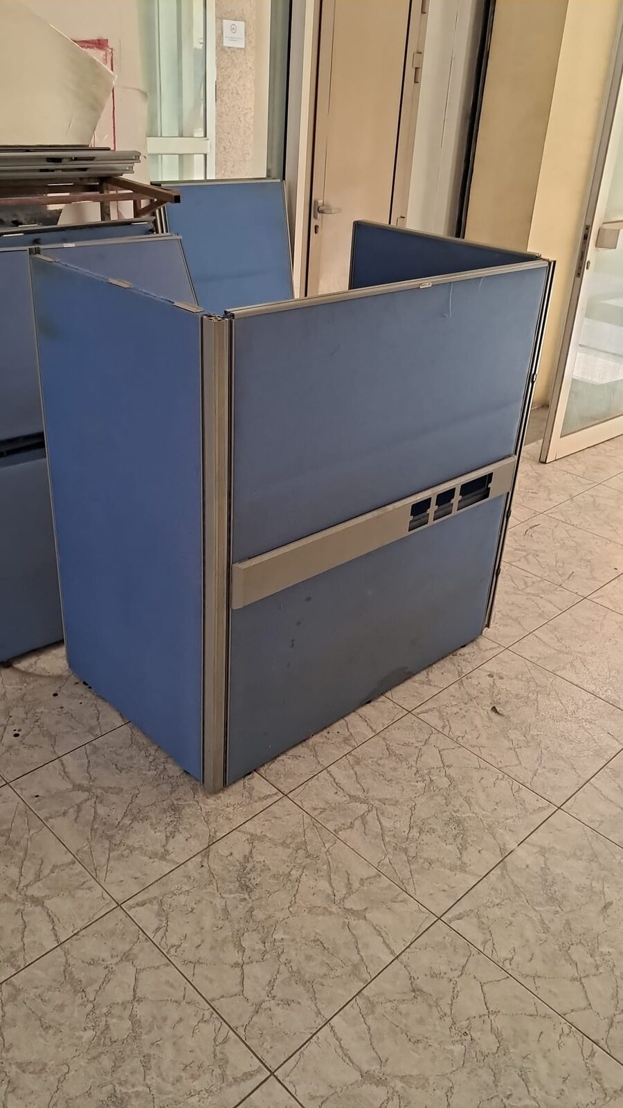 Manama, Furniture, BHD 18,  Office Desk Table And Chair