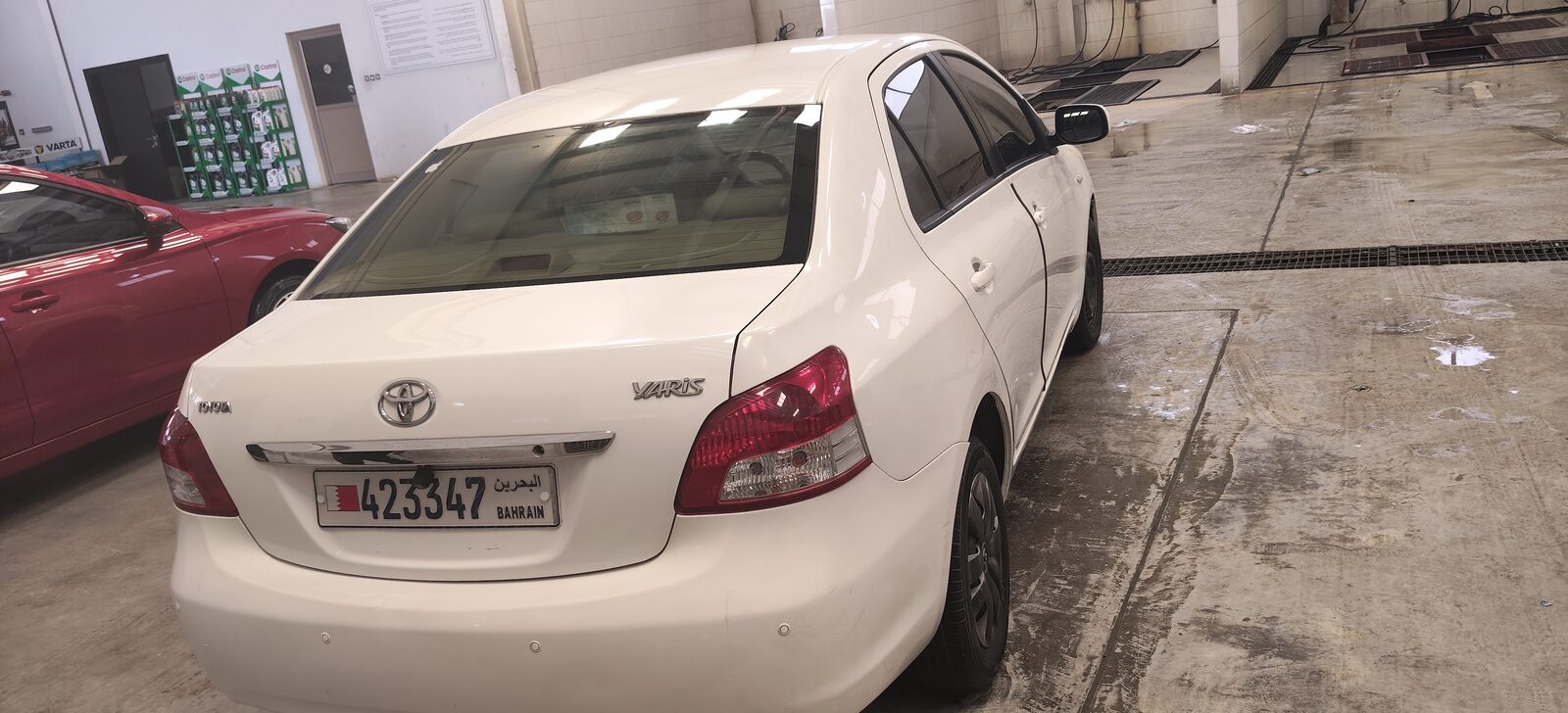 Hidd, Vehicles, Cars & Trucks , BHD 1950,  Toyota Yaris,  2013,  Automatic,  220000 KM,  Expat Leaving Bahrain Car For Sale